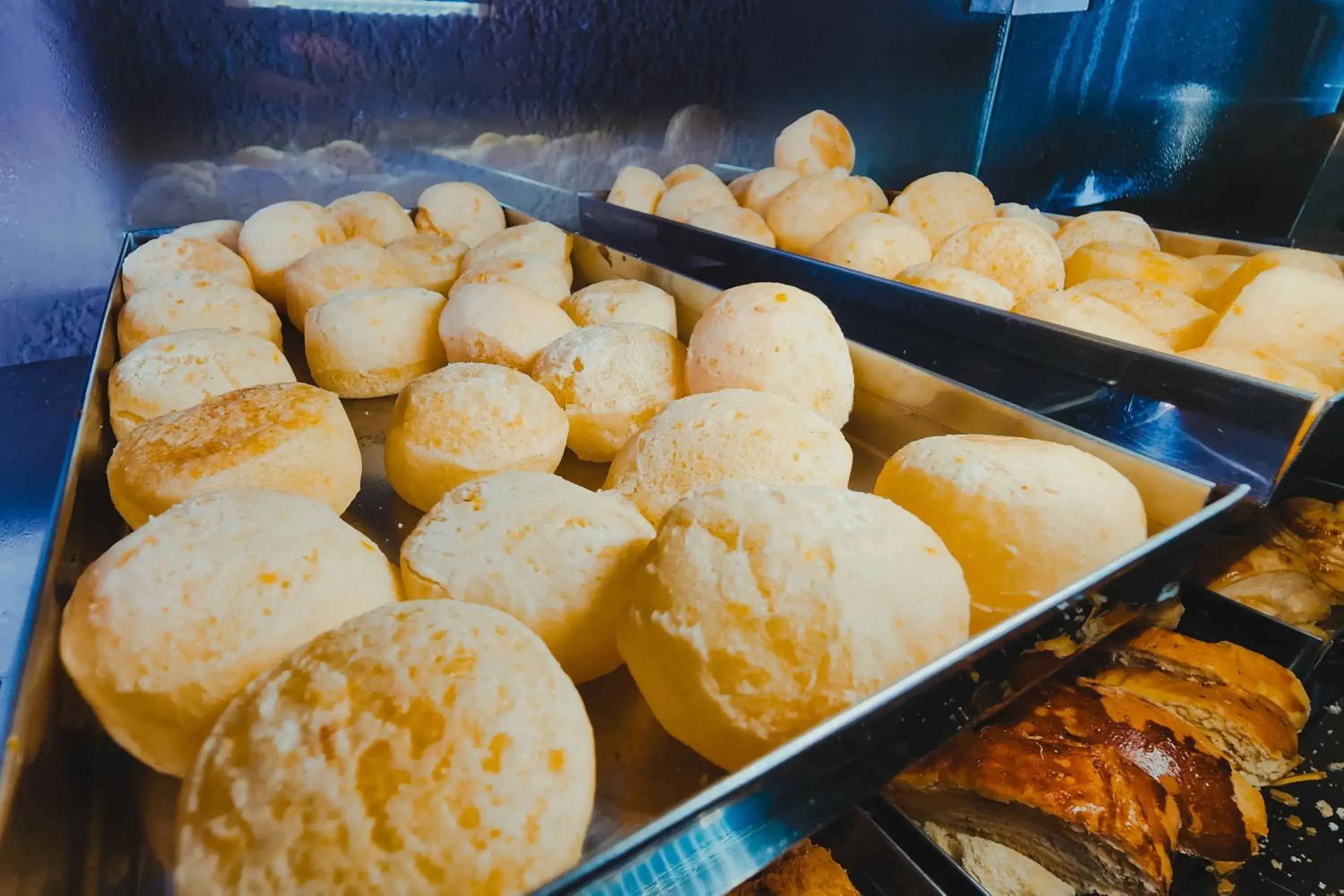 Breakfast in Ferraretto Guarujá Hotel & Spa Breakfast in Ferraretto Guarujá Hotel & Spa