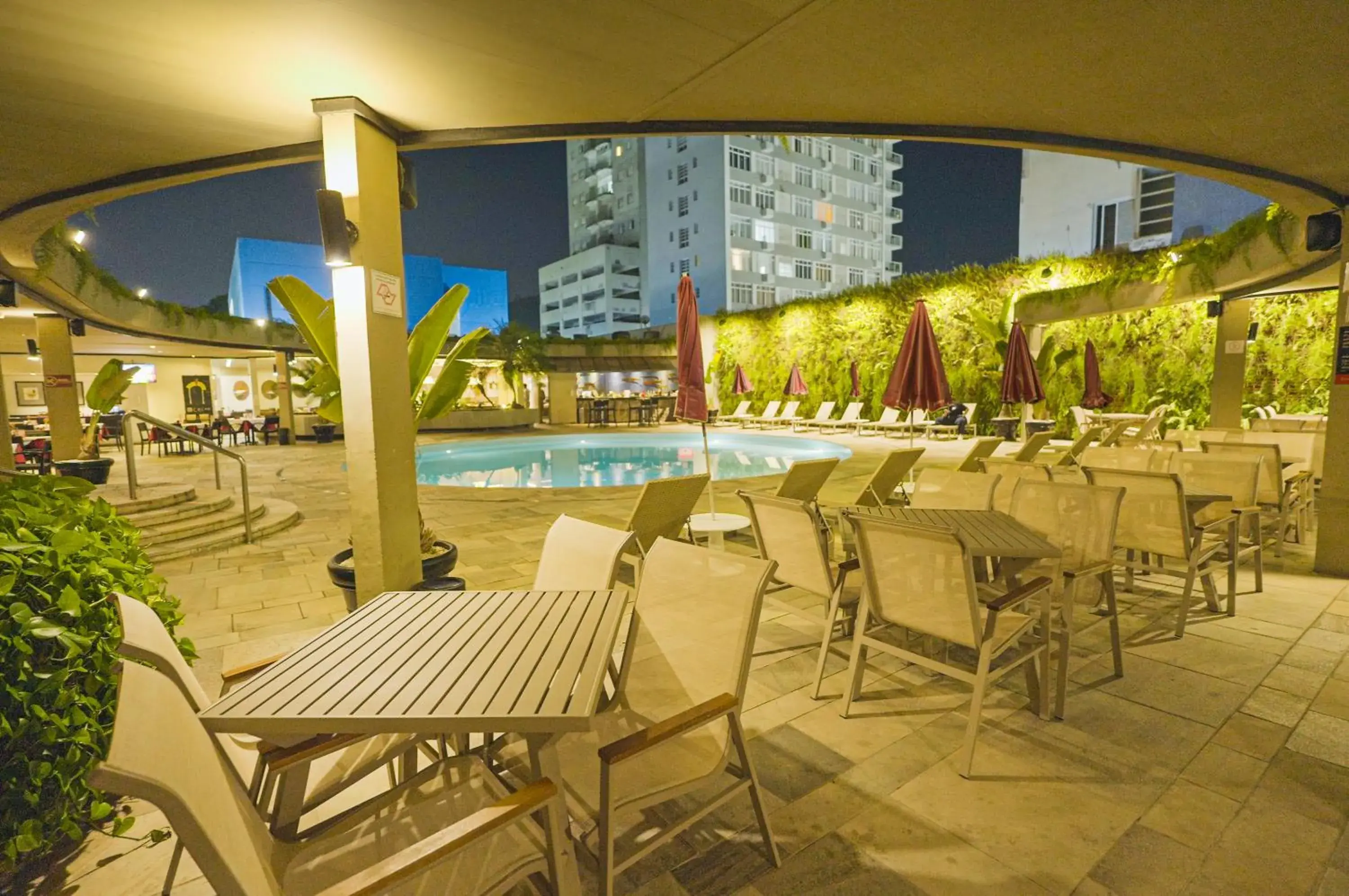 Swimming pool in Ferraretto Guarujá Hotel & Spa Swimming pool in Ferraretto Guarujá Hotel & Spa
