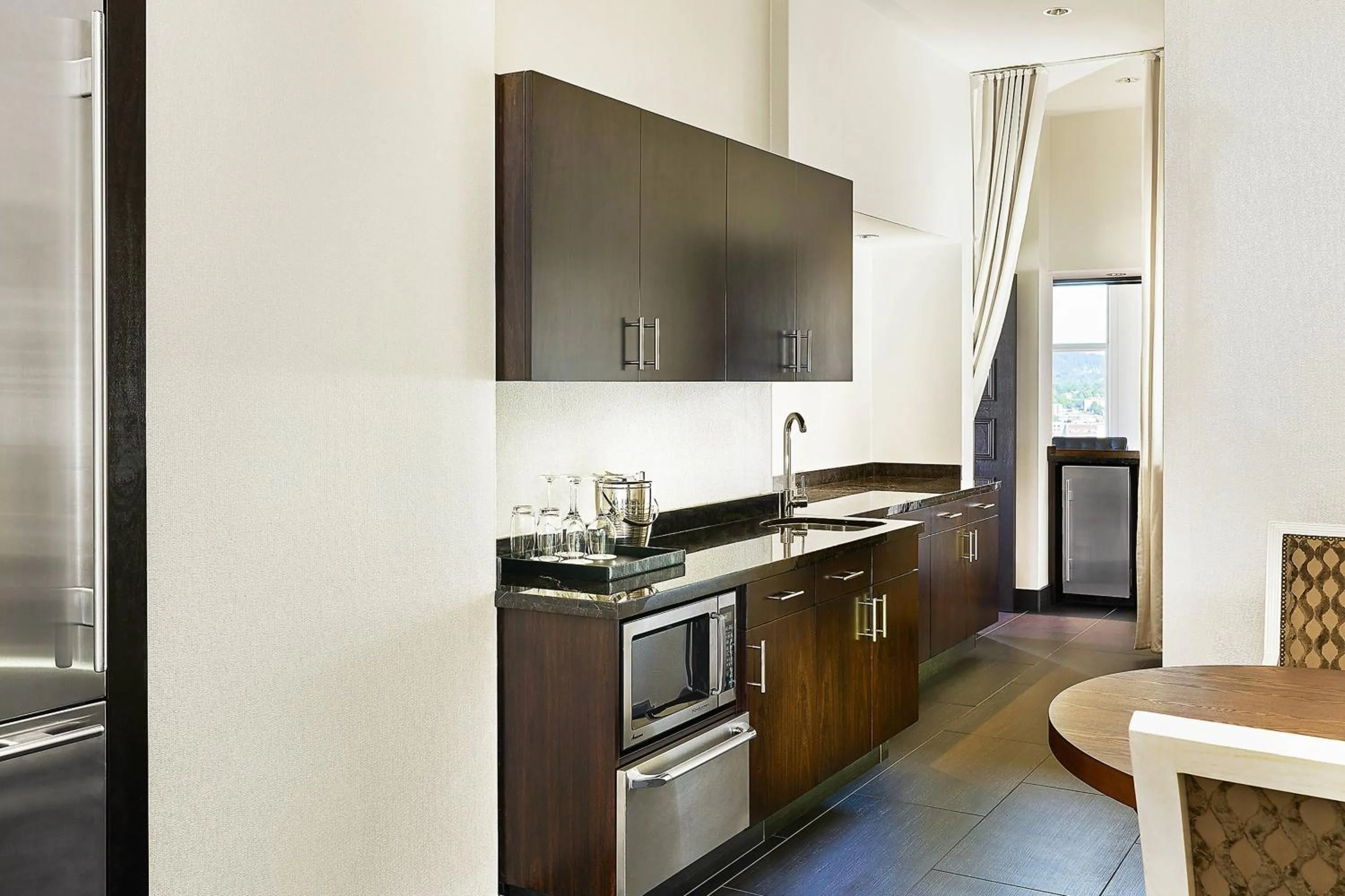 Kitchen or kitchenette in The Nines, a Luxury Collection Hotel, Portland