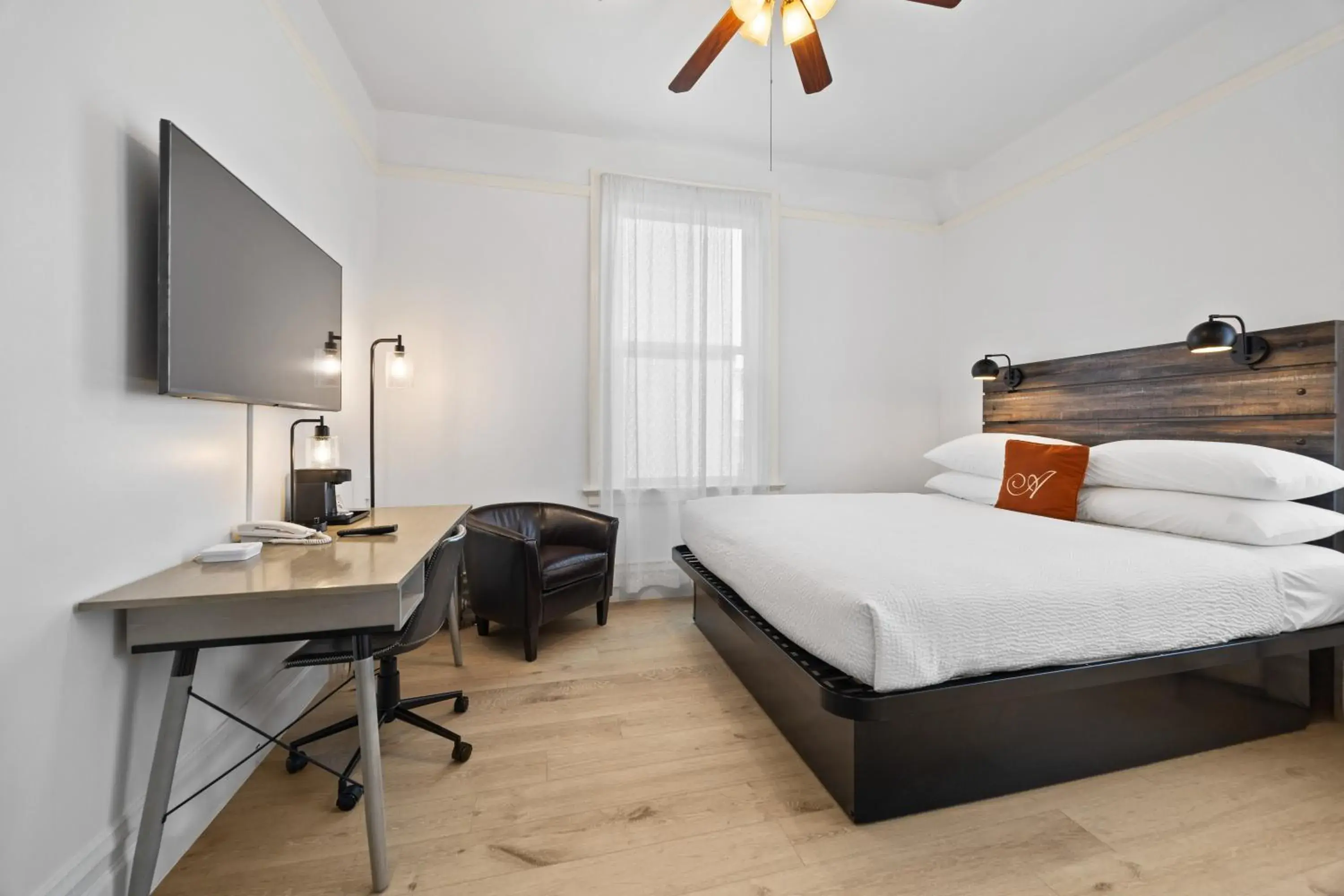 Bed in The Andrews Hotel Bed in The Andrews Hotel