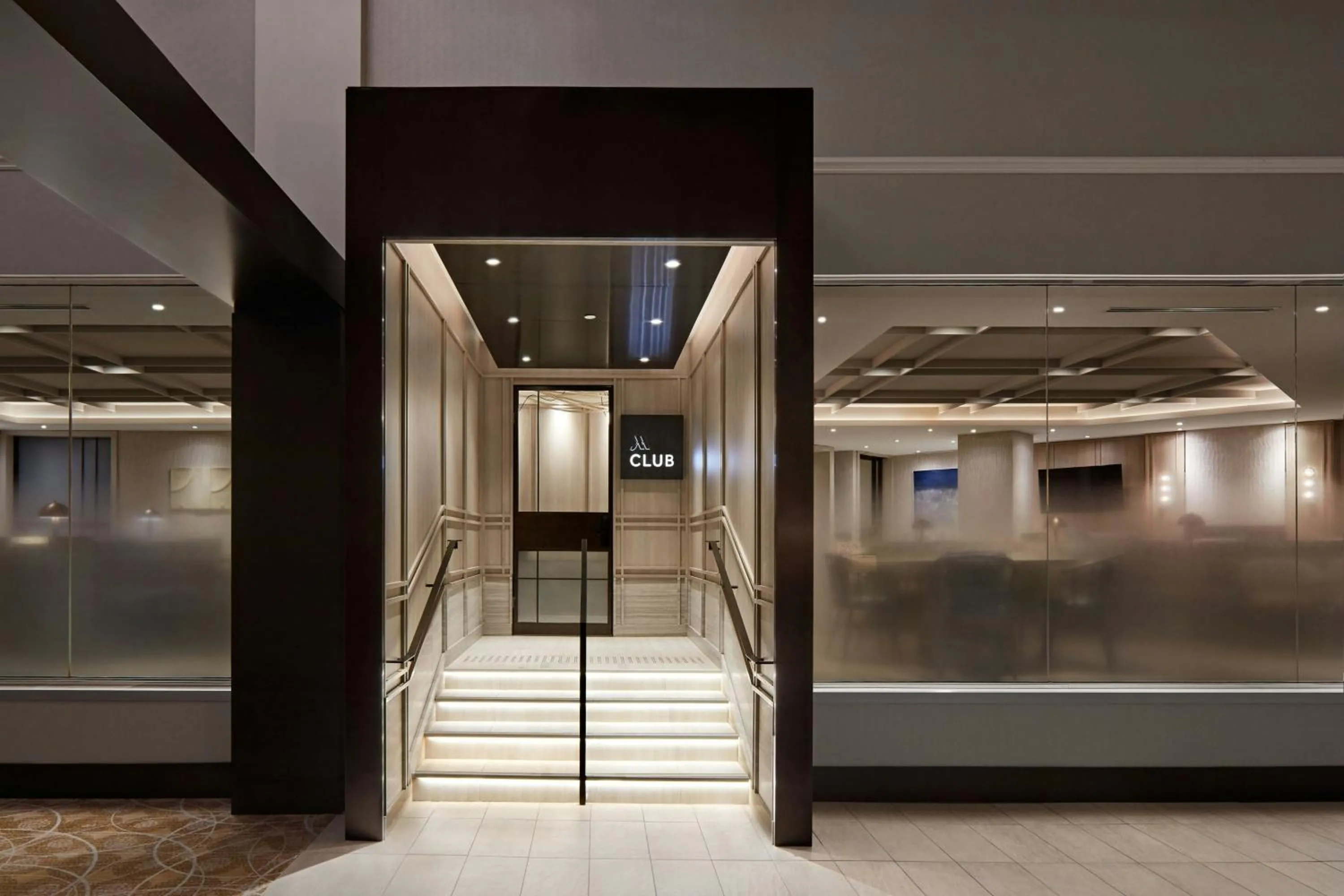 Lounge or bar in Halifax Marriott Harbourfront Hotel