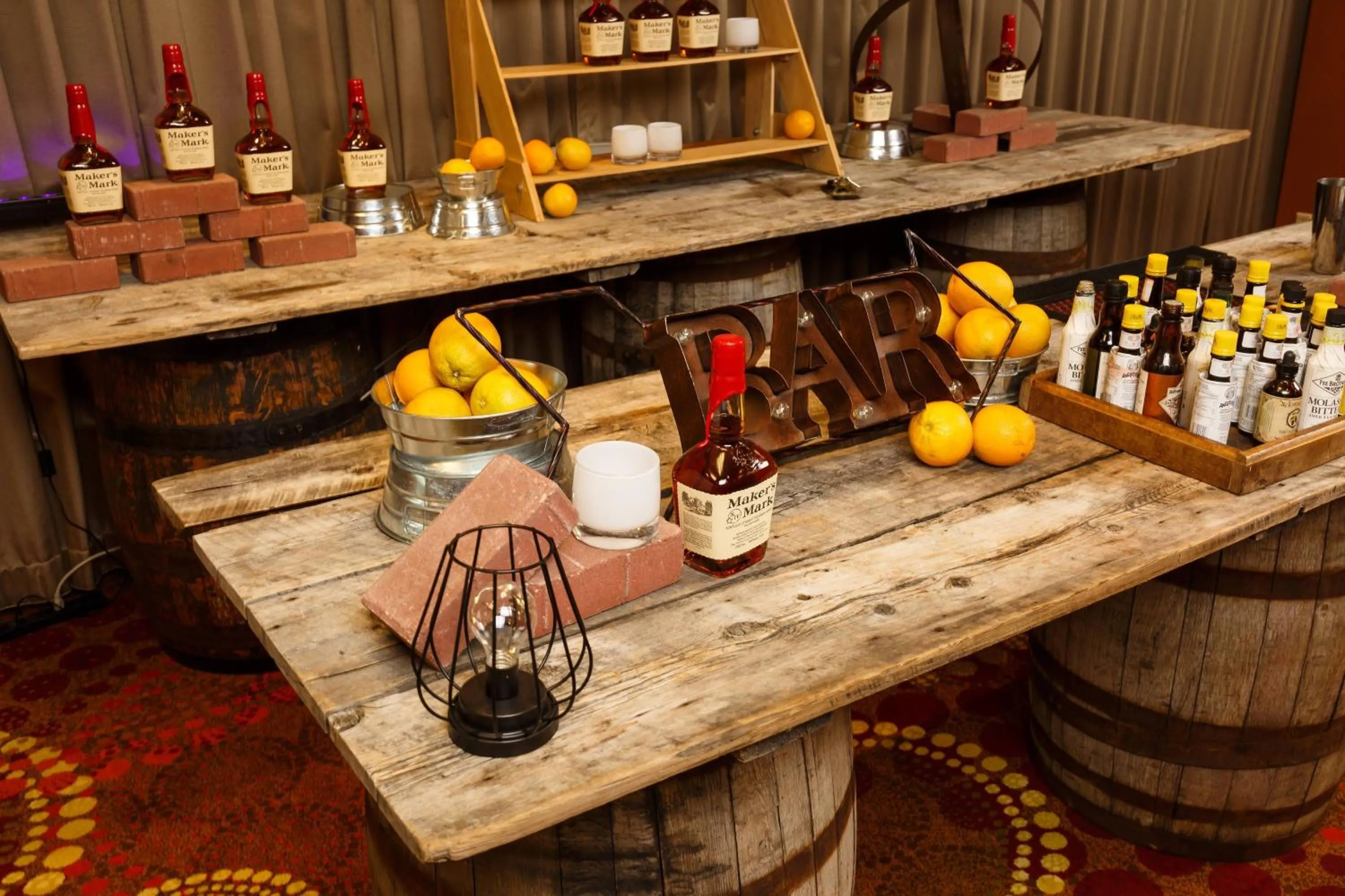 Lounge or bar in Calgary Marriott Downtown Hotel