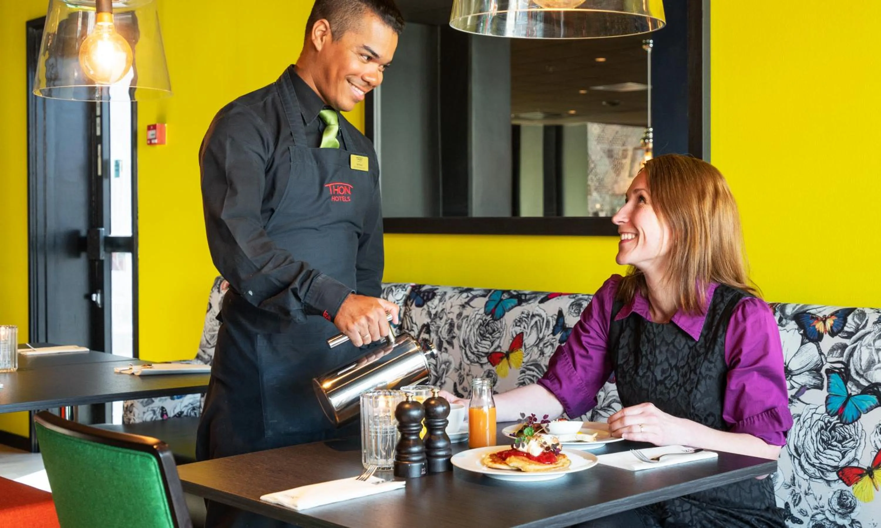 Buffet breakfast in Thon Hotel Triaden