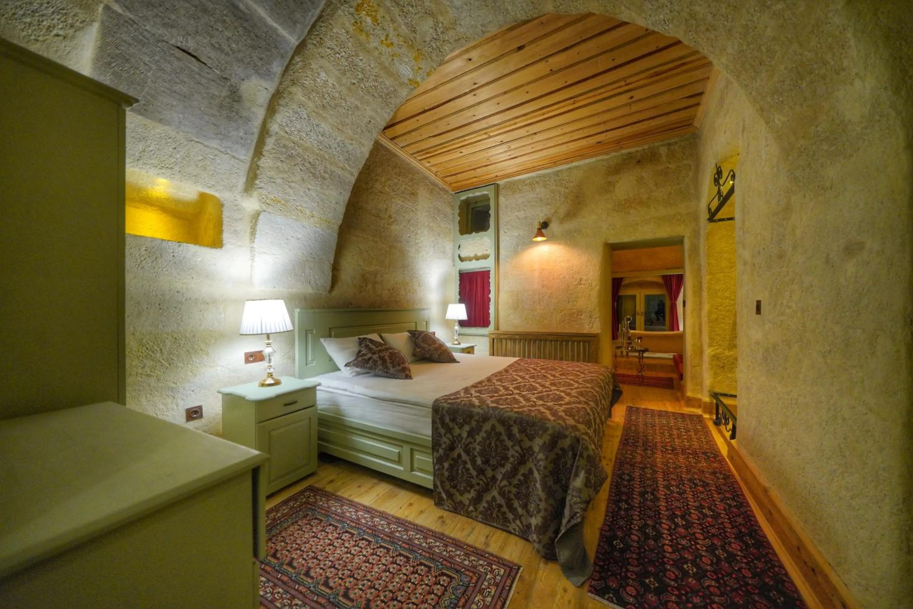 Bedroom, Bed in Takaev Cave House