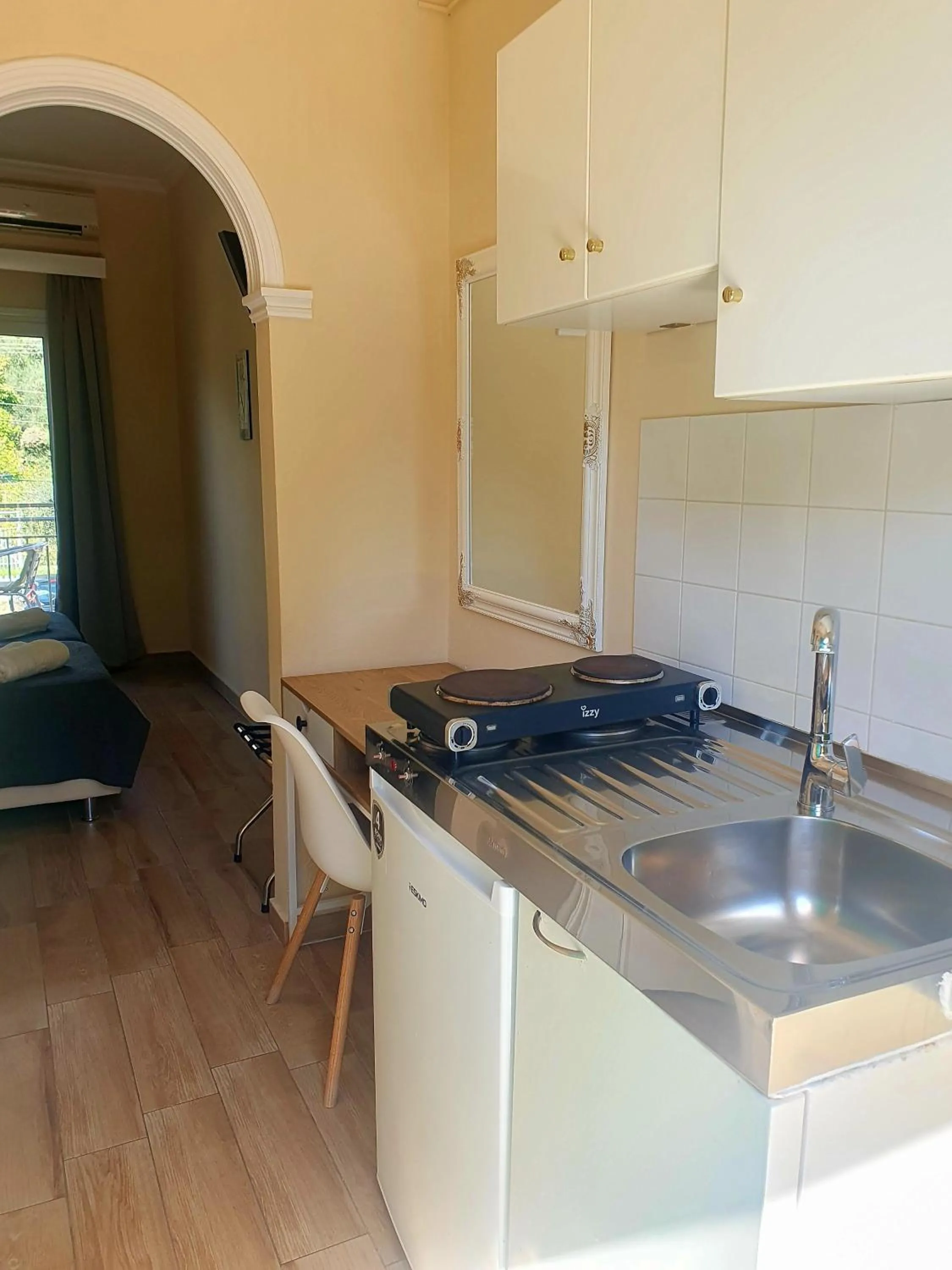 Kitchen or kitchenette in Phivos Hotel