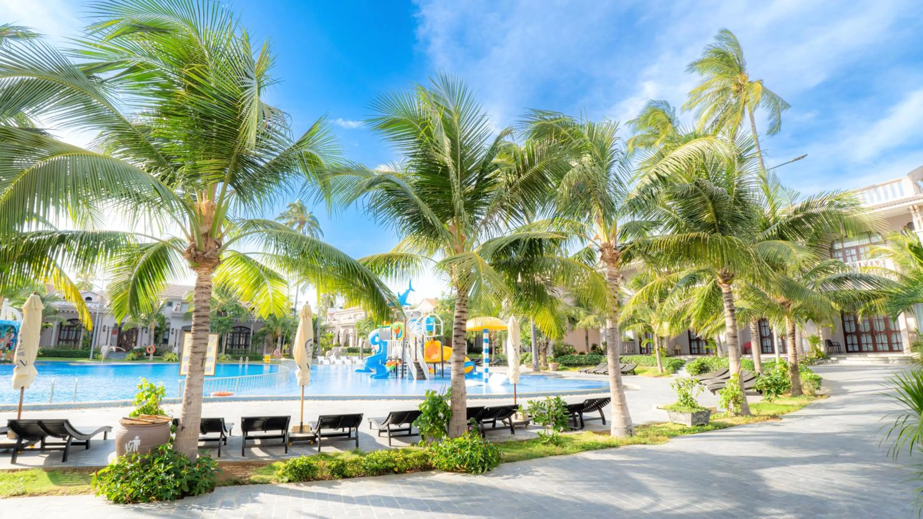 Garden in Le' VIVA Resort Mui Ne