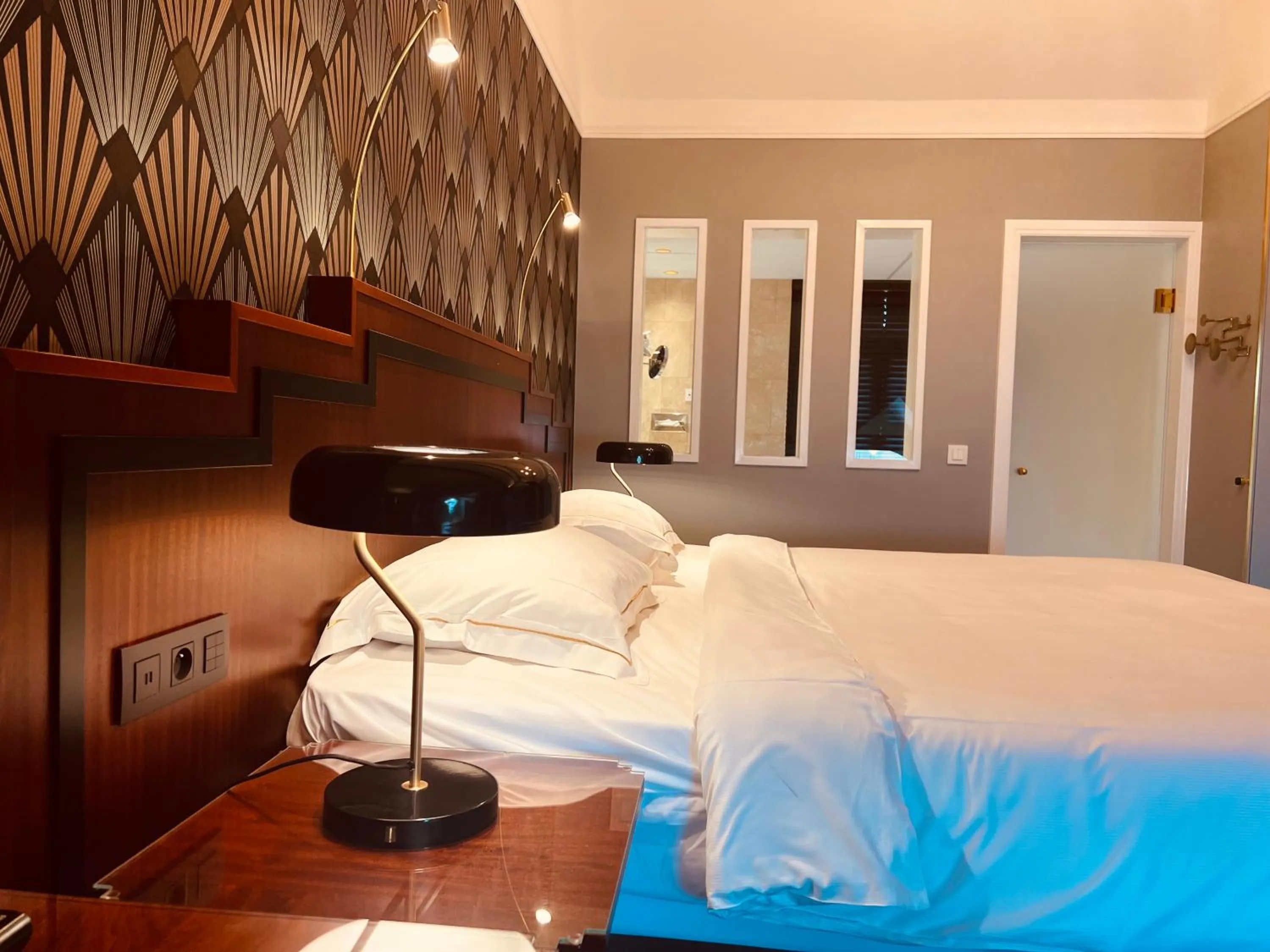 Bed in Gatsby Hotel - Adults Only - Small Luxury Hotel - by F-Hotels