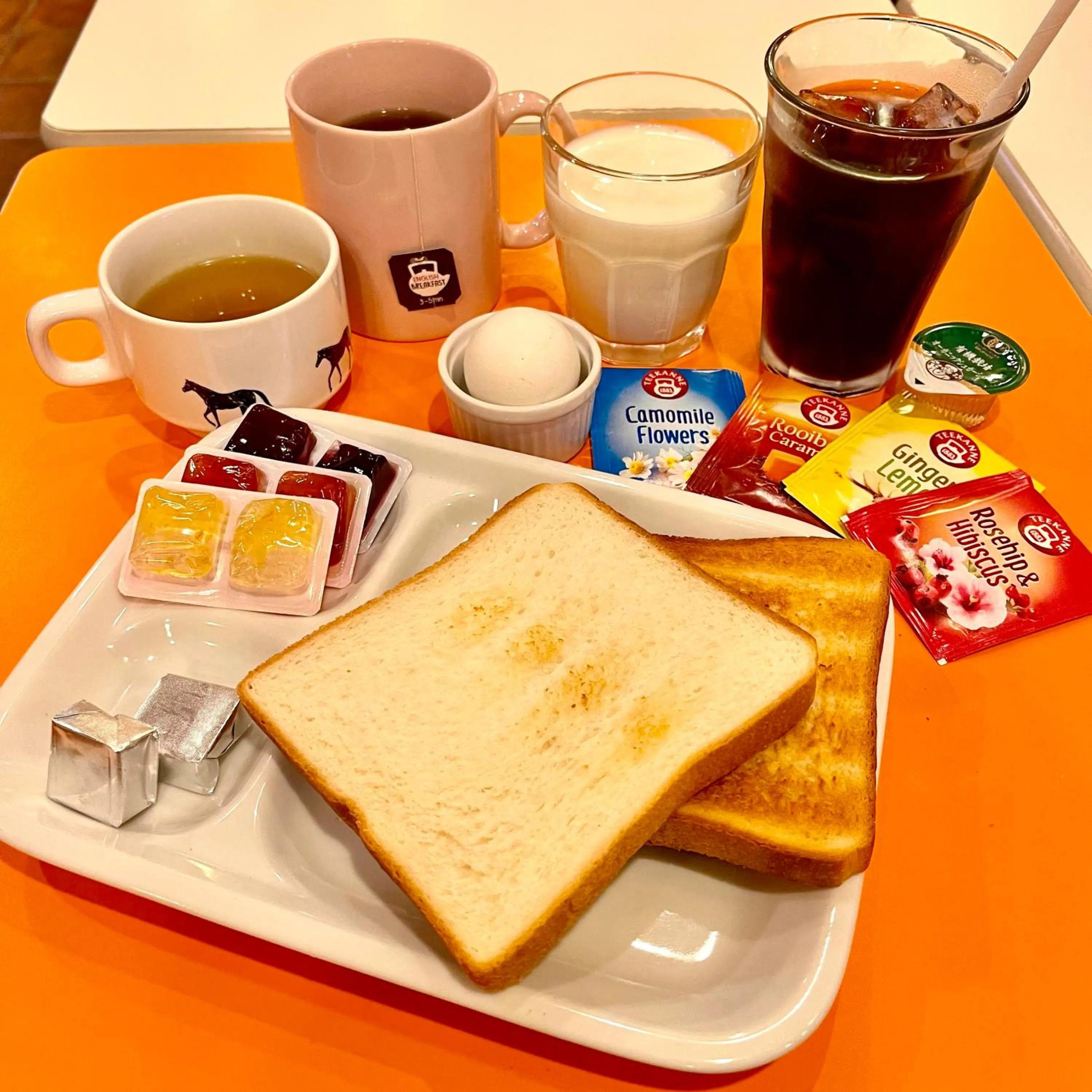 Continental breakfast in Sakura Hotel Ikebukuro