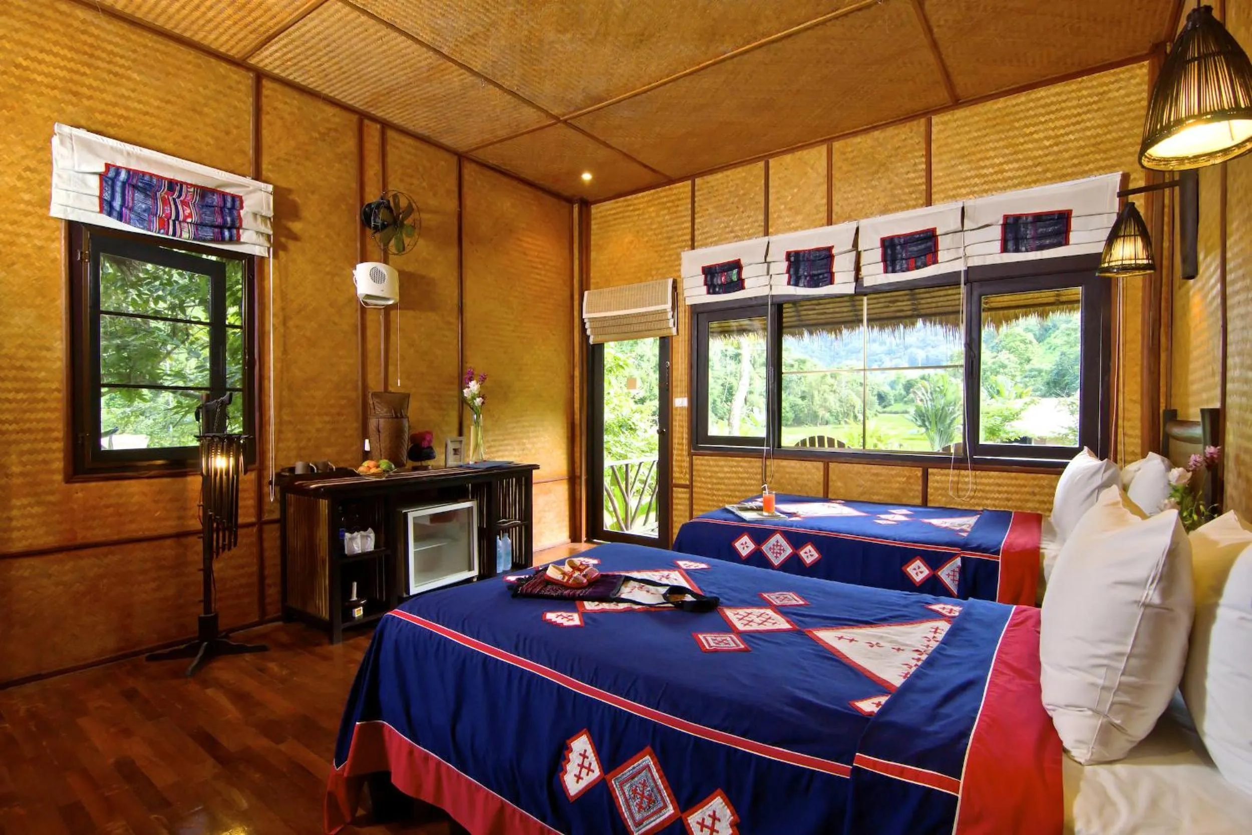 Photo of the whole room, Bed in Hmong Hilltribe Lodge