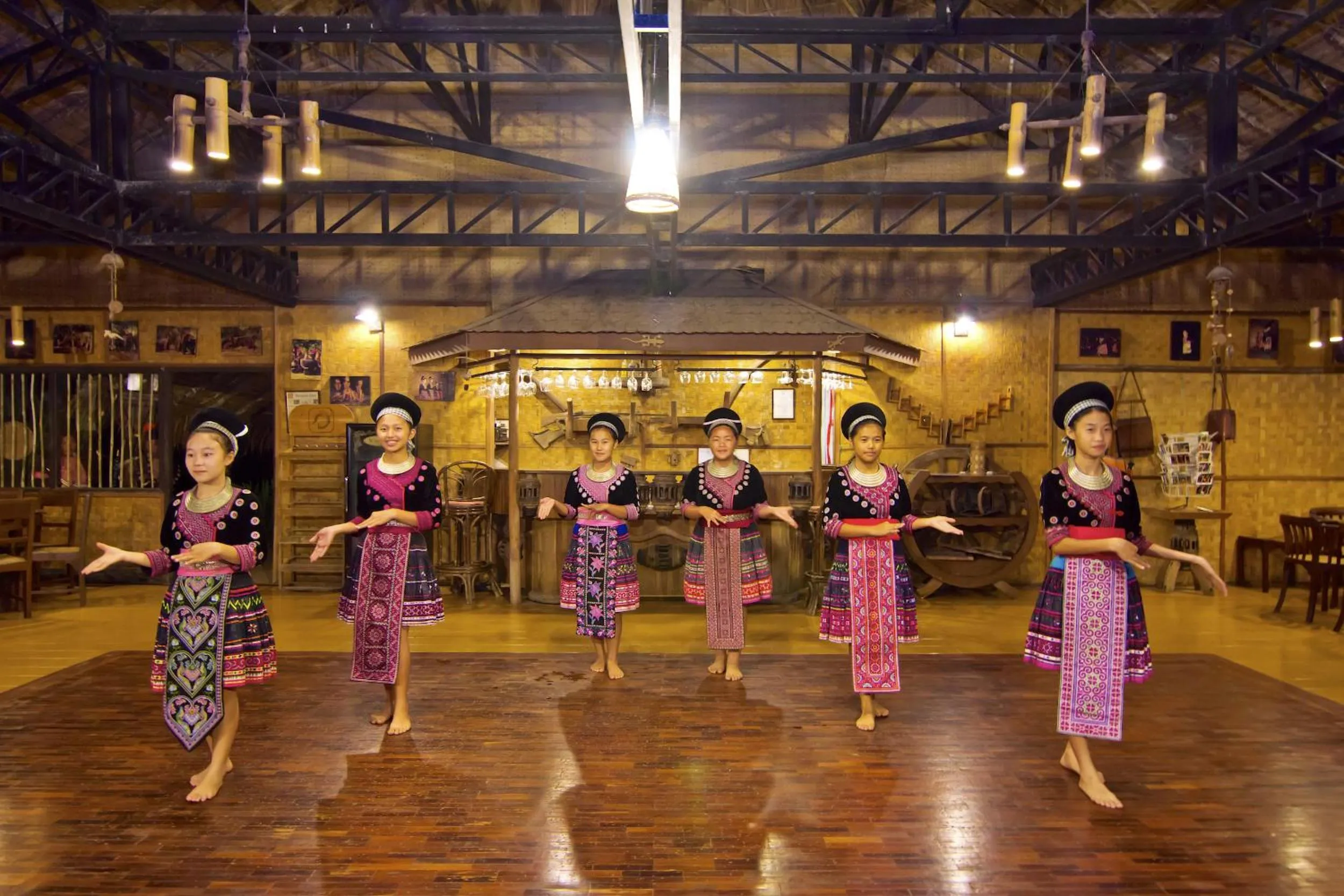 Evening entertainment in Hmong Hilltribe Lodge