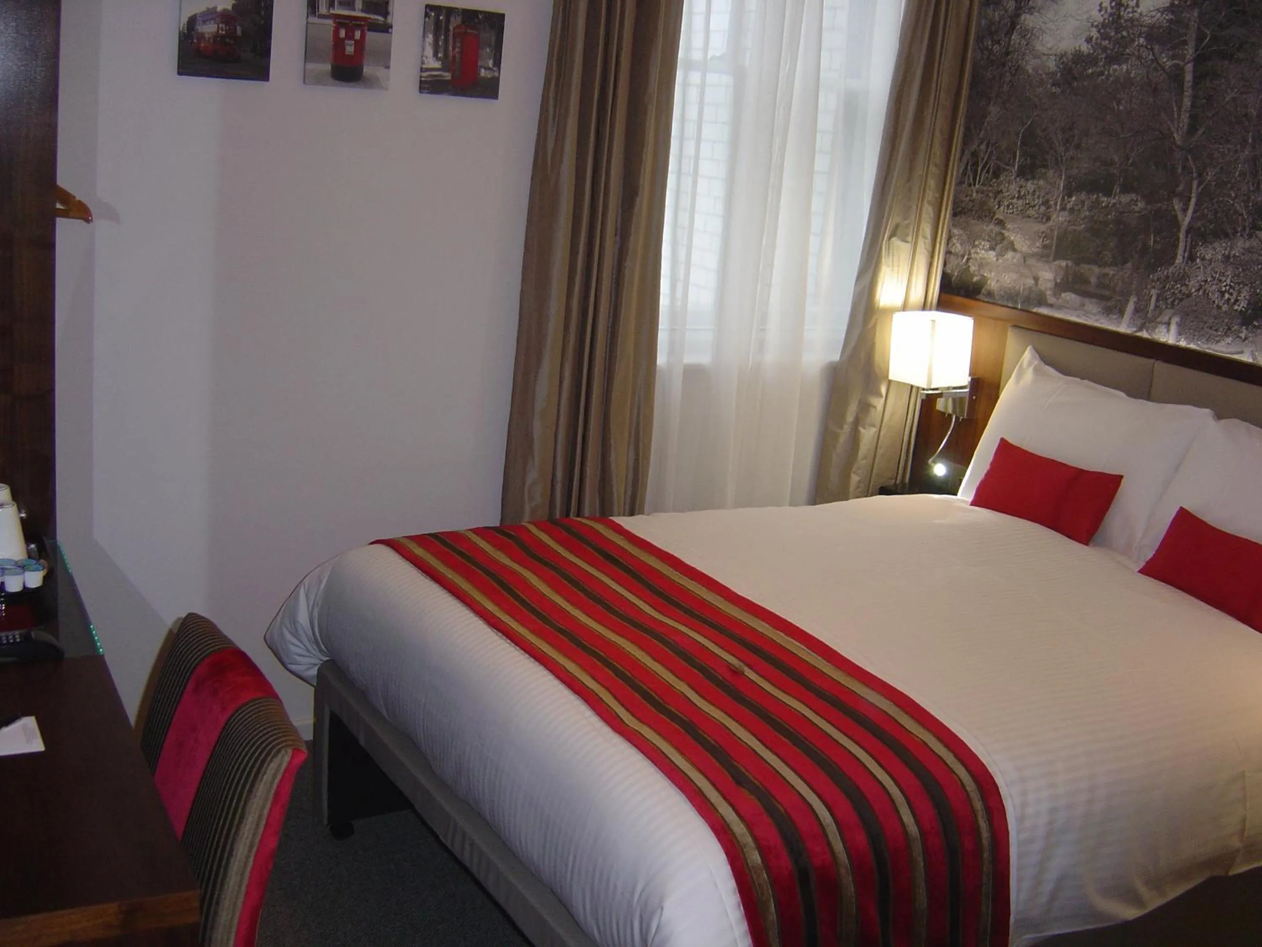 Bedroom in Seraphine Kensington Olympia