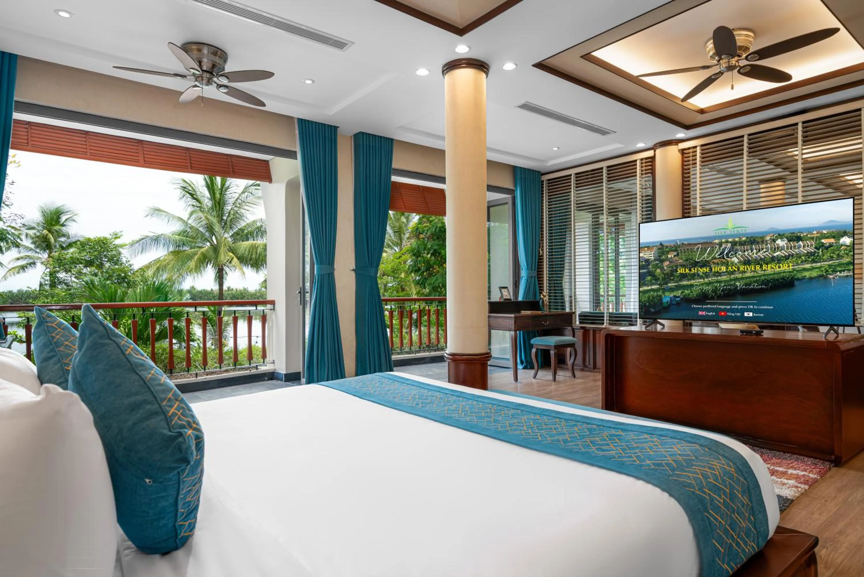 Bed in Silk Sense Hoi An River Resort - Green Luxury Escape