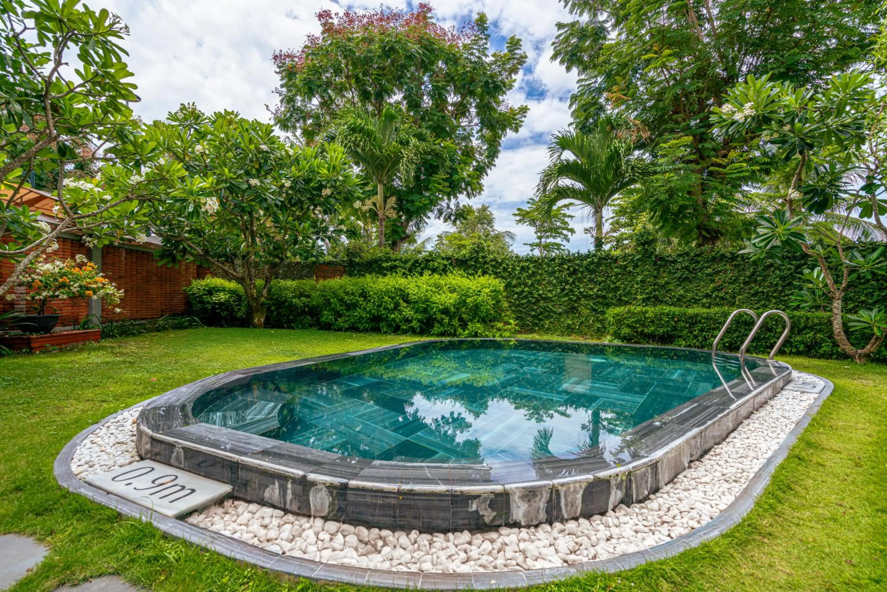 Swimming pool in Silk Sense Hoi An River Resort - Green Luxury Escape
