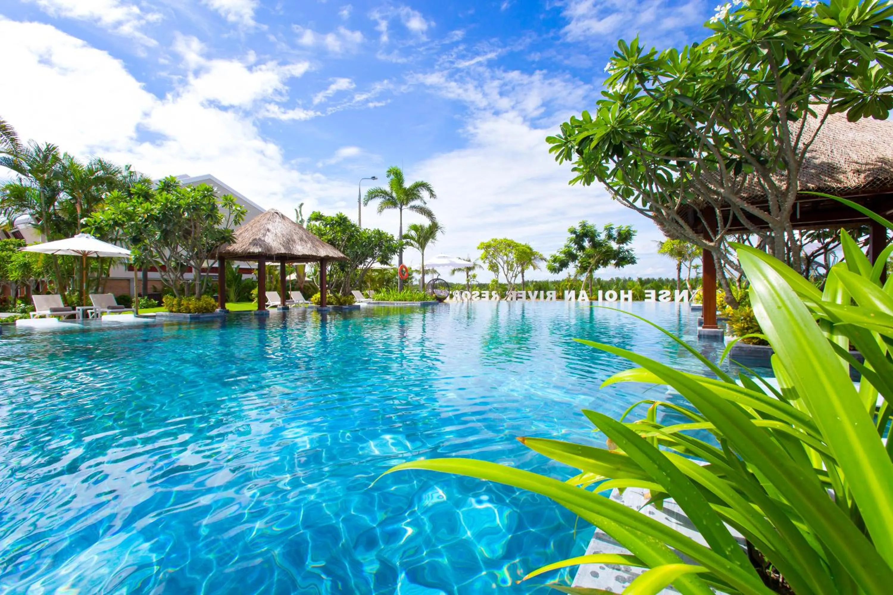Swimming pool in Silk Sense Hoi An River Resort - Green Luxury Escape