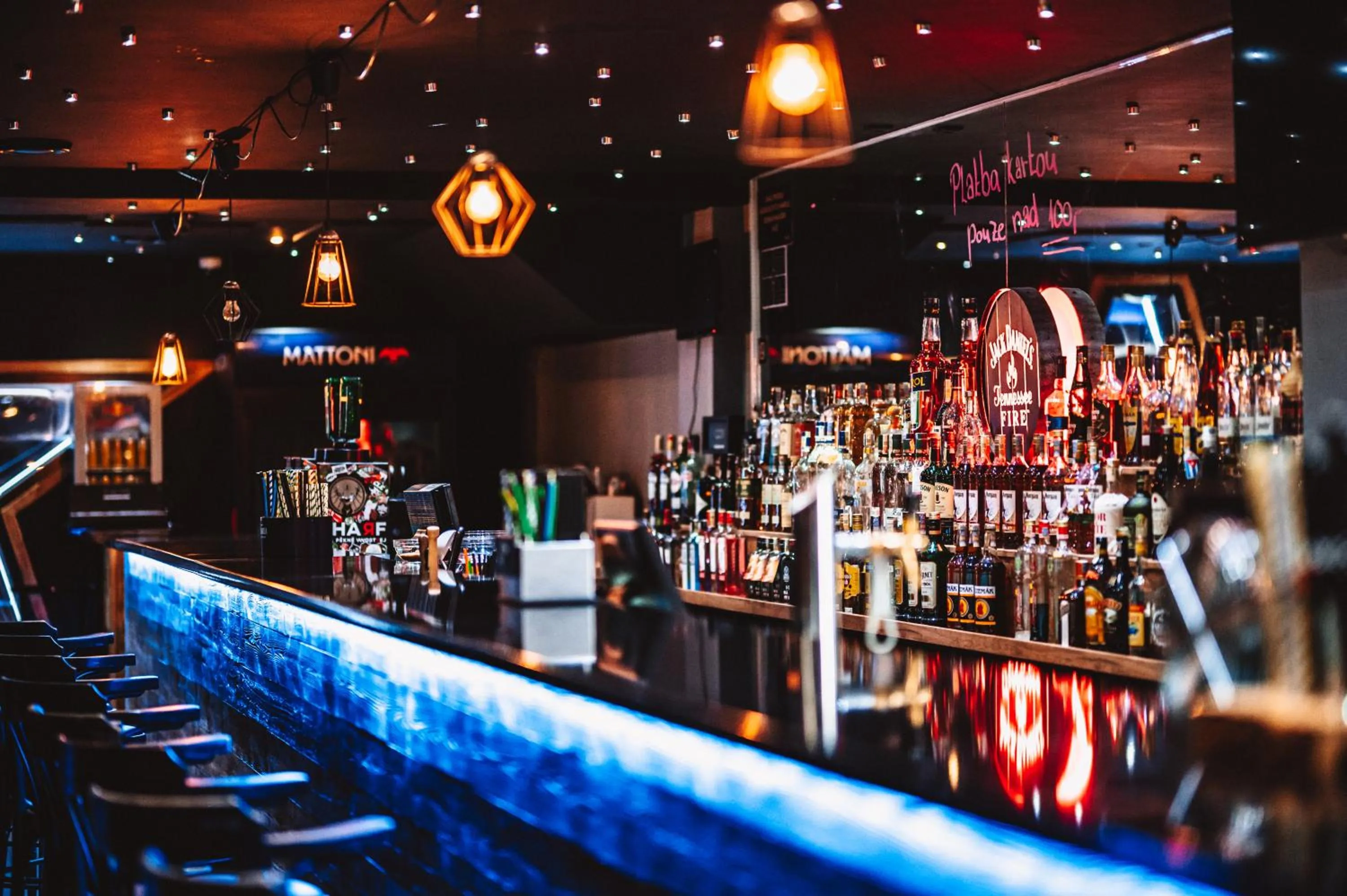 Nightclub / DJ in Hotel Palcát