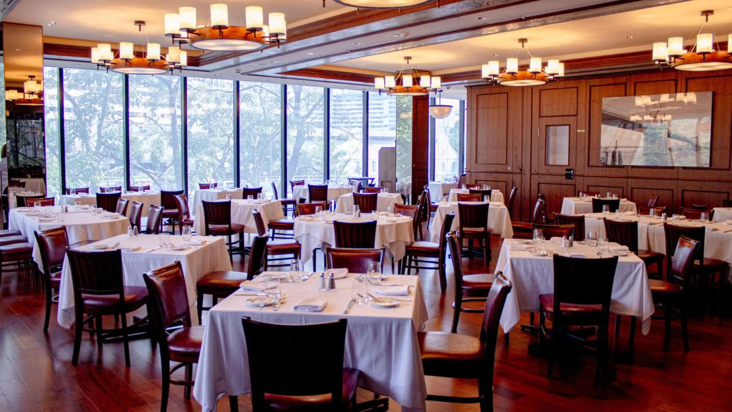 Restaurant/places to eat in InterContinental Singapore Robertson Quay by IHG