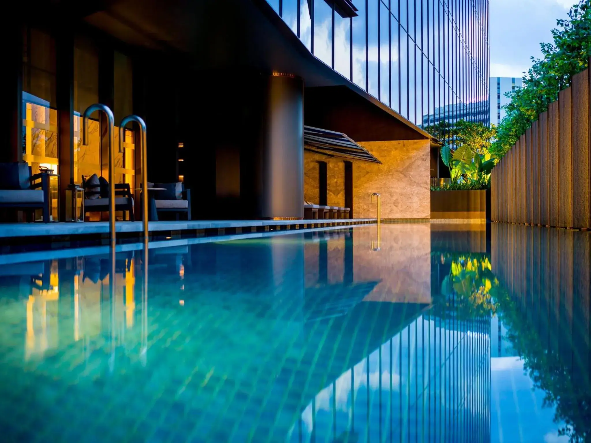 Swimming pool in InterContinental Singapore Robertson Quay by IHG Swimming pool in InterContinental Singapore Robertson Quay by IHG