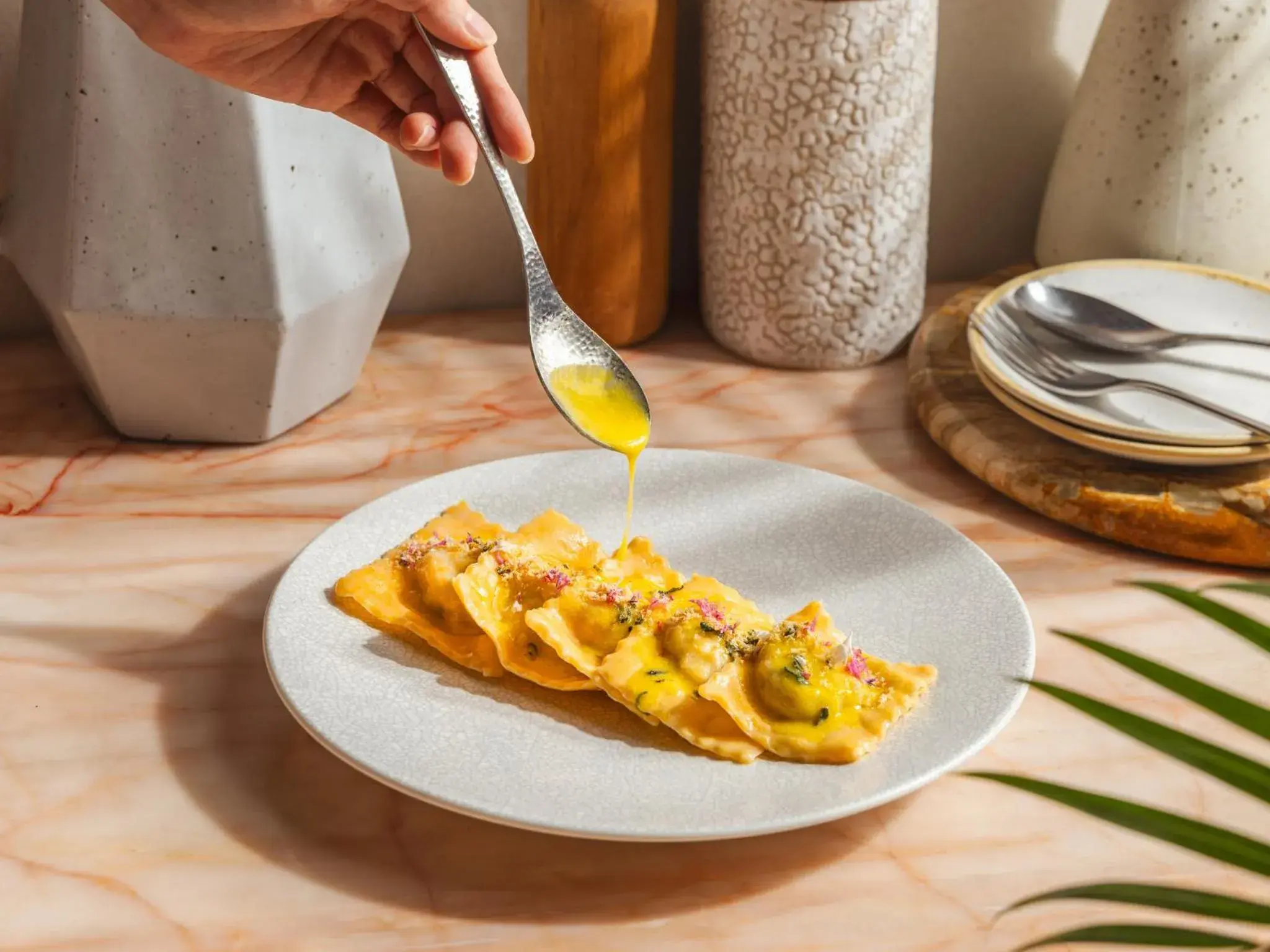 Restaurant/places to eat in InterContinental Singapore Robertson Quay by IHG Restaurant/places to eat in InterContinental Singapore Robertson Quay by IHG