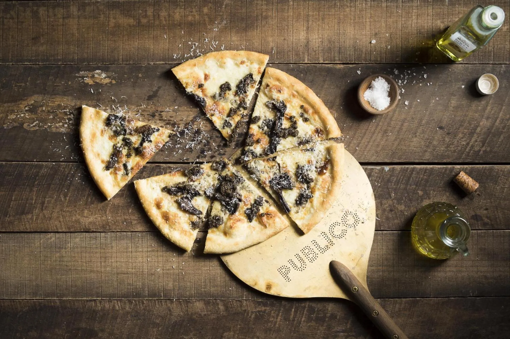 Restaurant/places to eat in InterContinental Singapore Robertson Quay by IHG