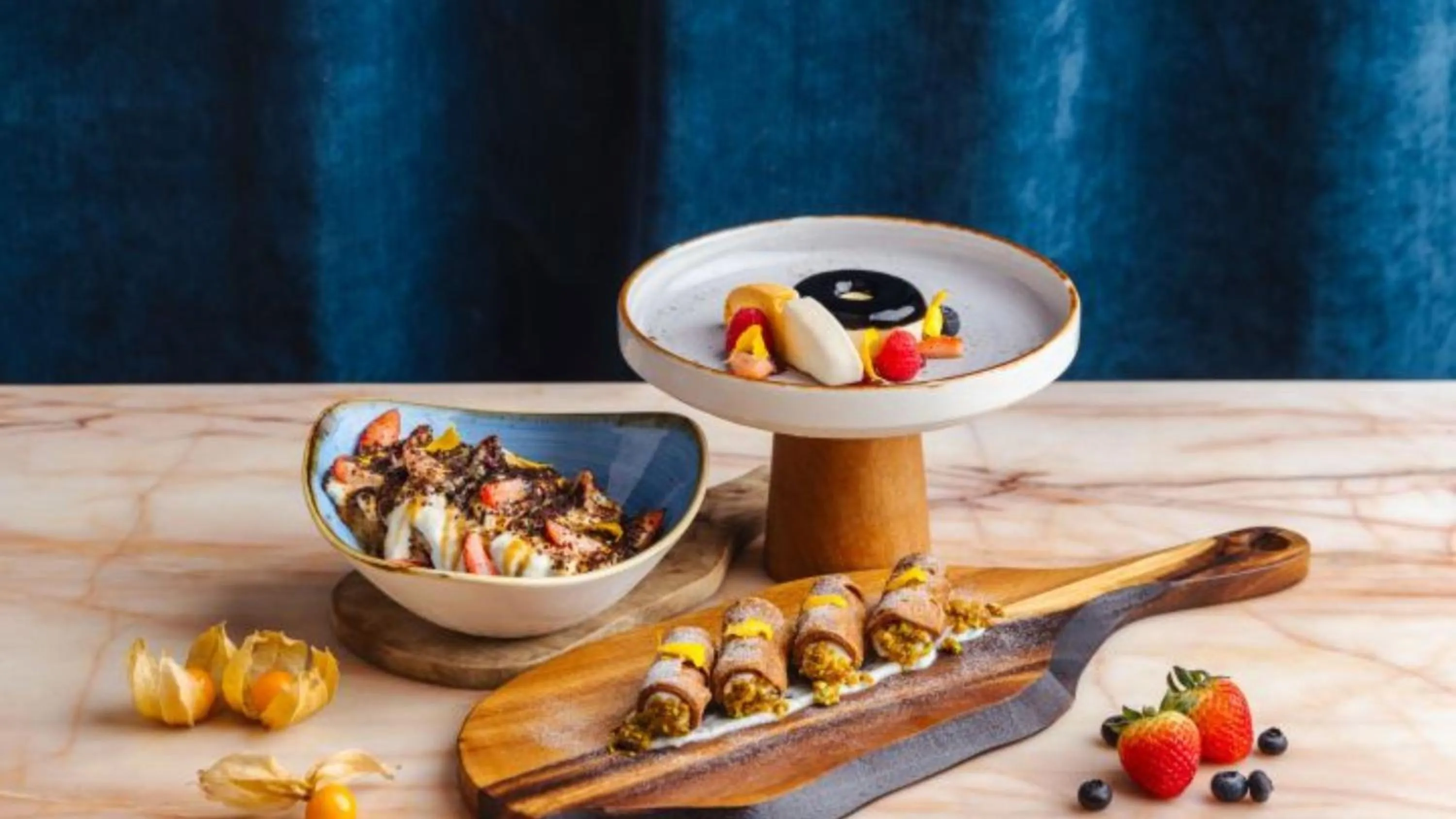 Restaurant/places to eat in InterContinental Singapore Robertson Quay by IHG