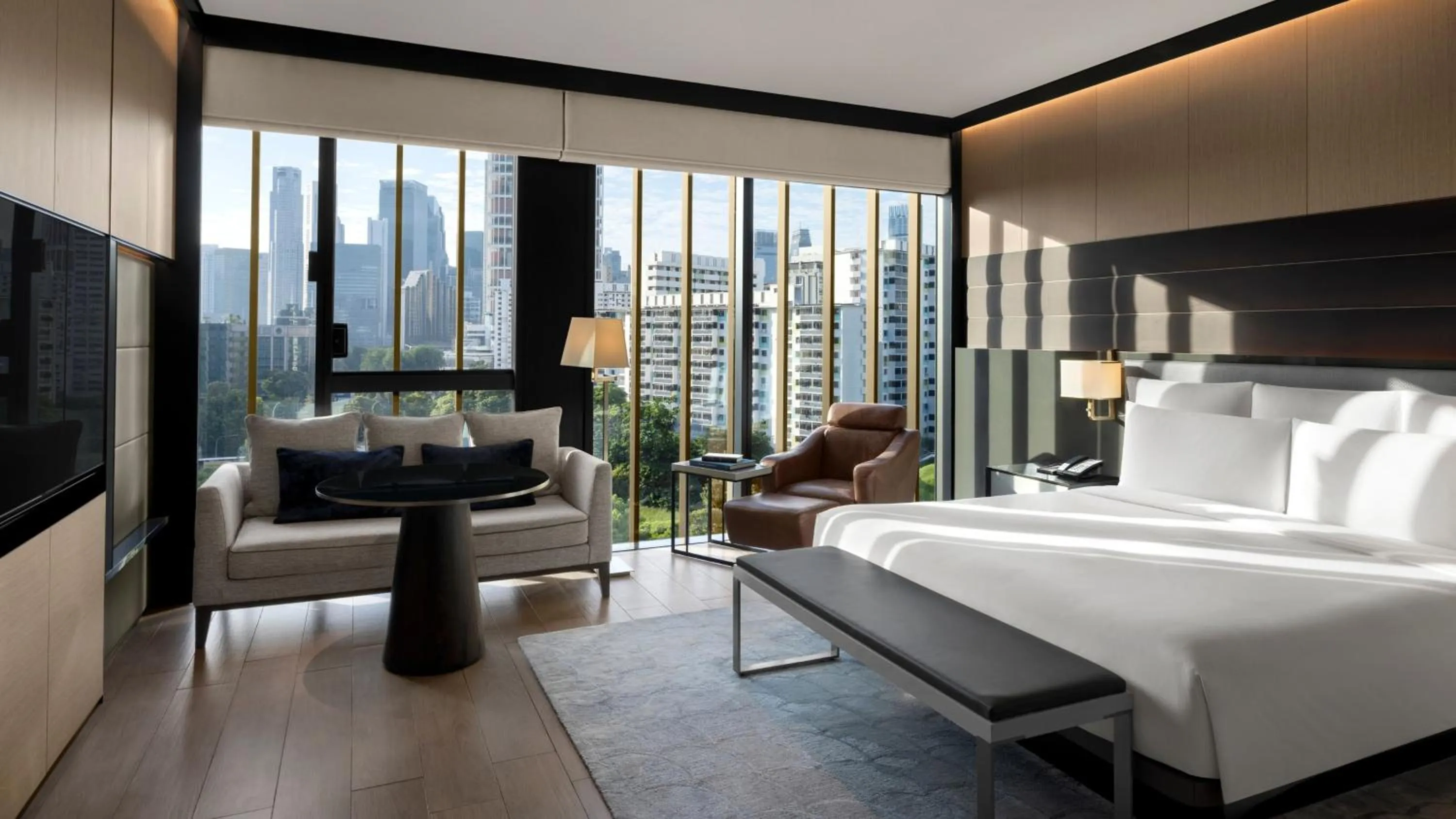 Photo of the whole room, Bed in InterContinental Singapore Robertson Quay by IHG