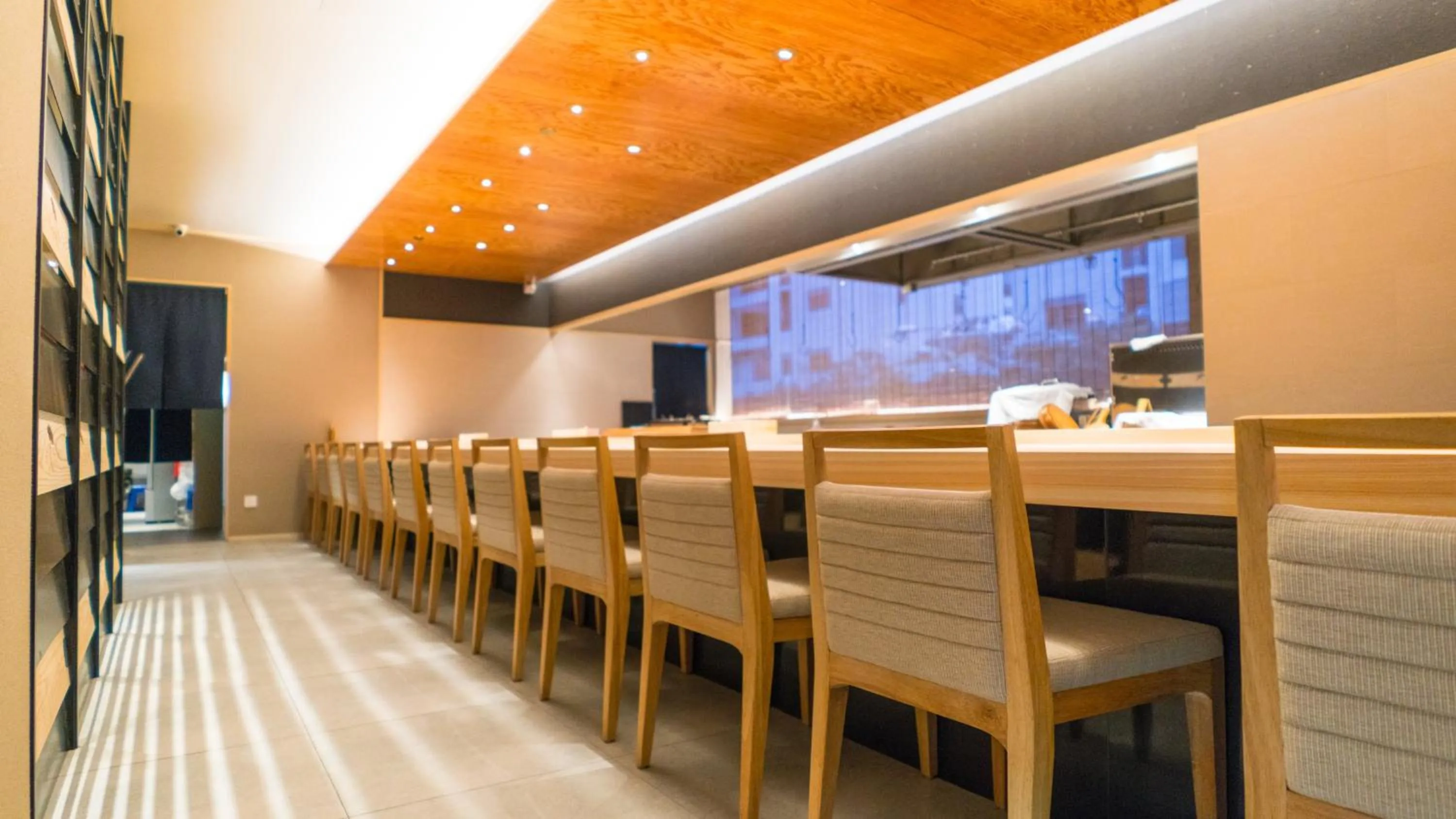 Restaurant/places to eat in InterContinental Singapore Robertson Quay by IHG