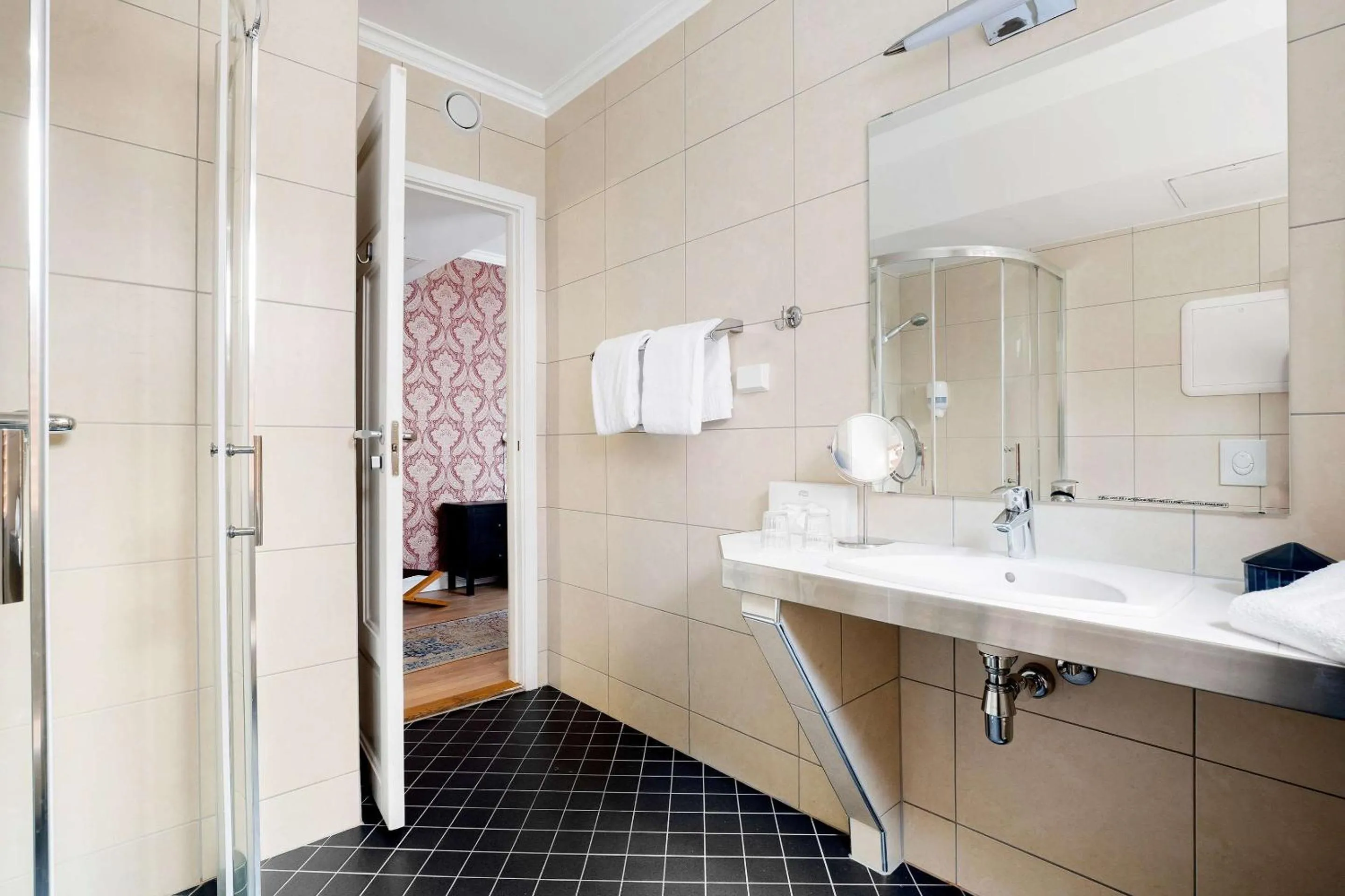 Bedroom in Best Western Plus Hotel Bakeriet