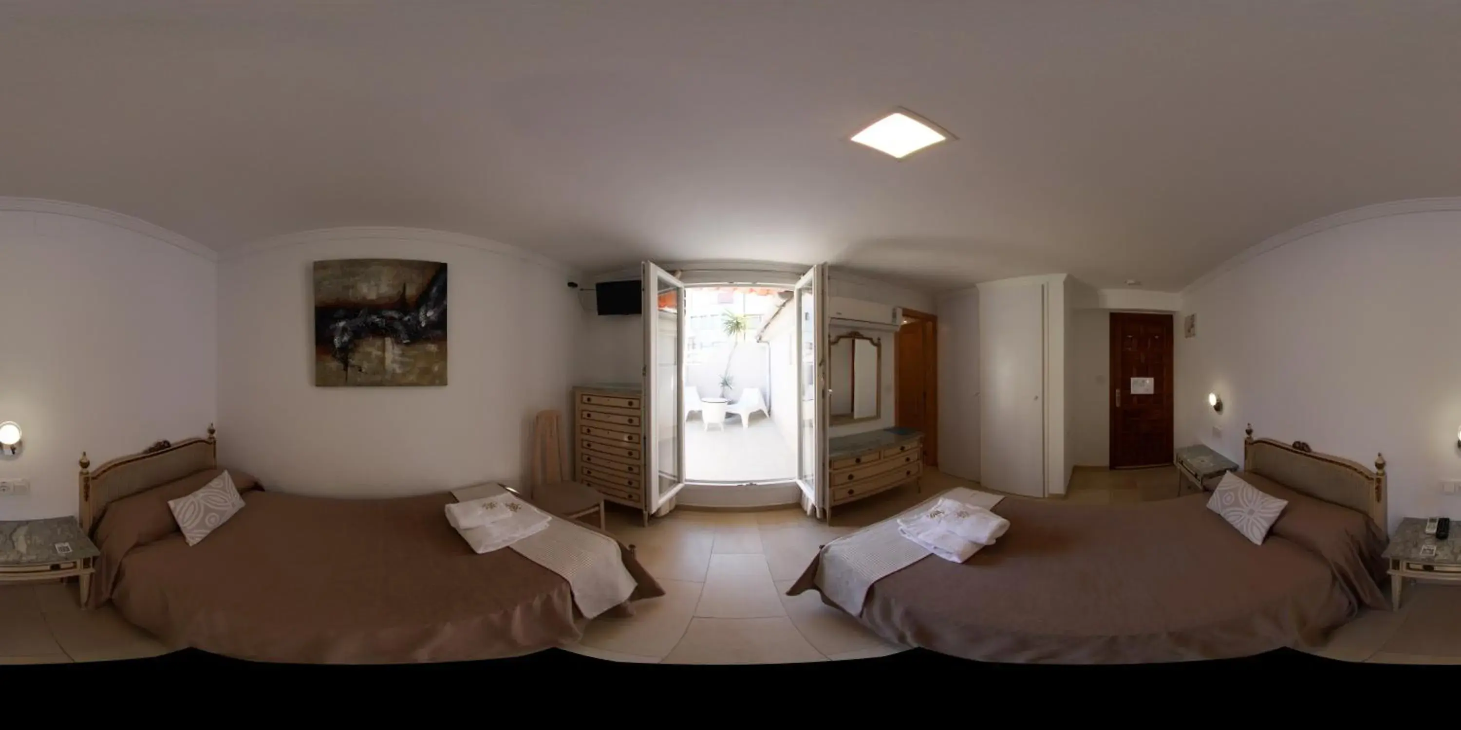 Room with Terrace - 2 Beds in Hotel Marítimo Urban Room with Terrace - 2 Beds in Hotel Marítimo Urban