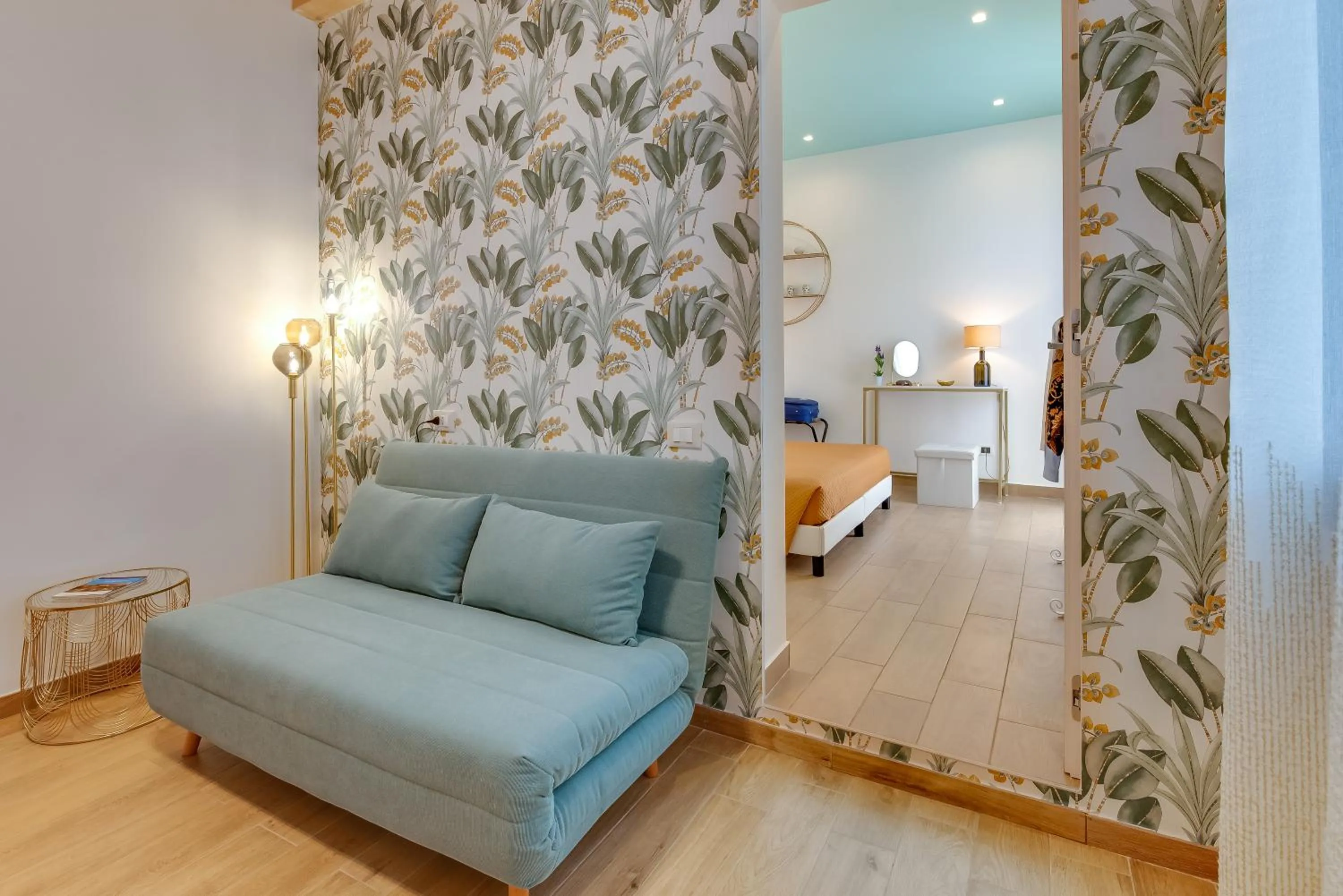 View (from property/room), Bed in La Finestra sul Cortile B&B