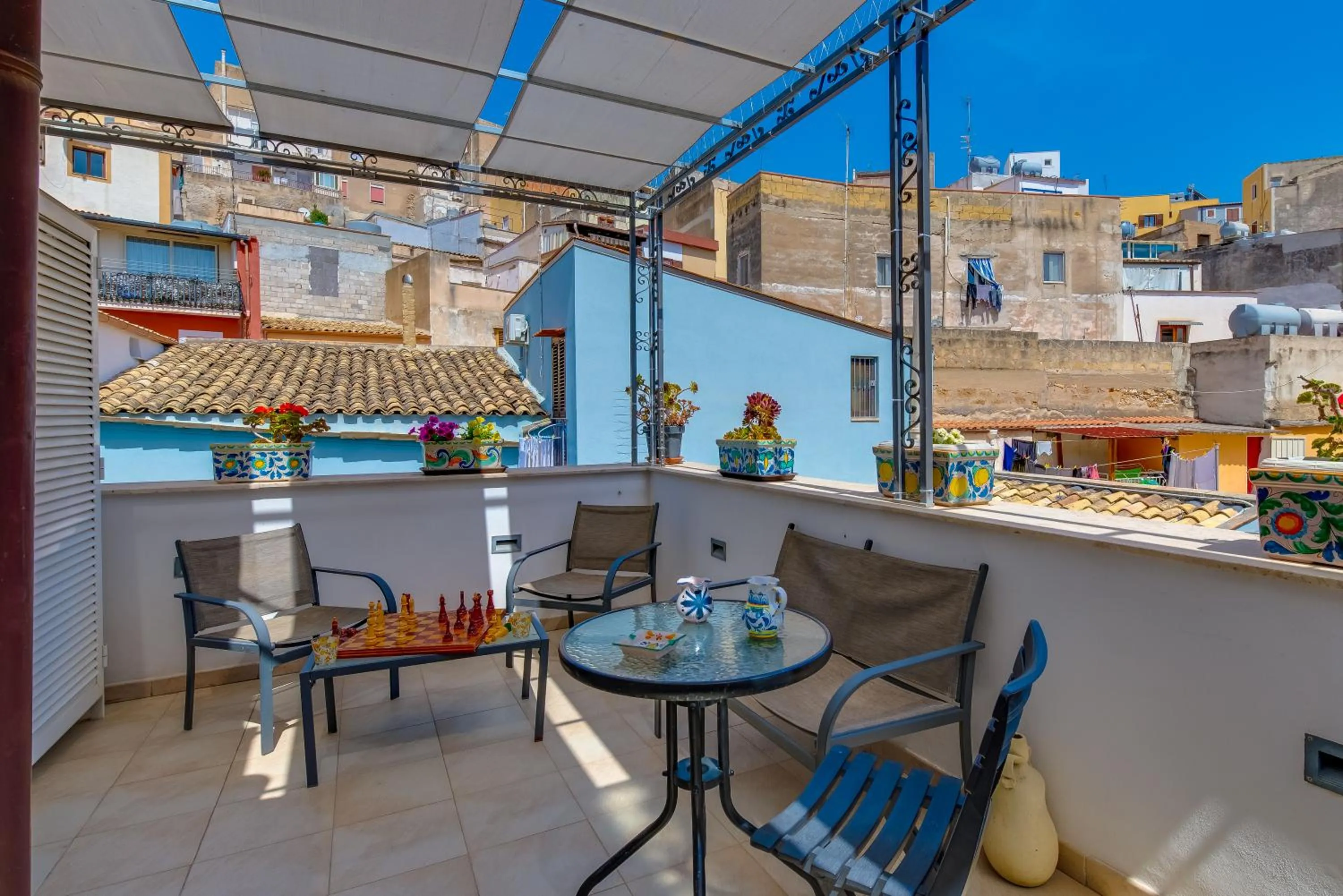 Balcony/Terrace in La Finestra sul Cortile B&B