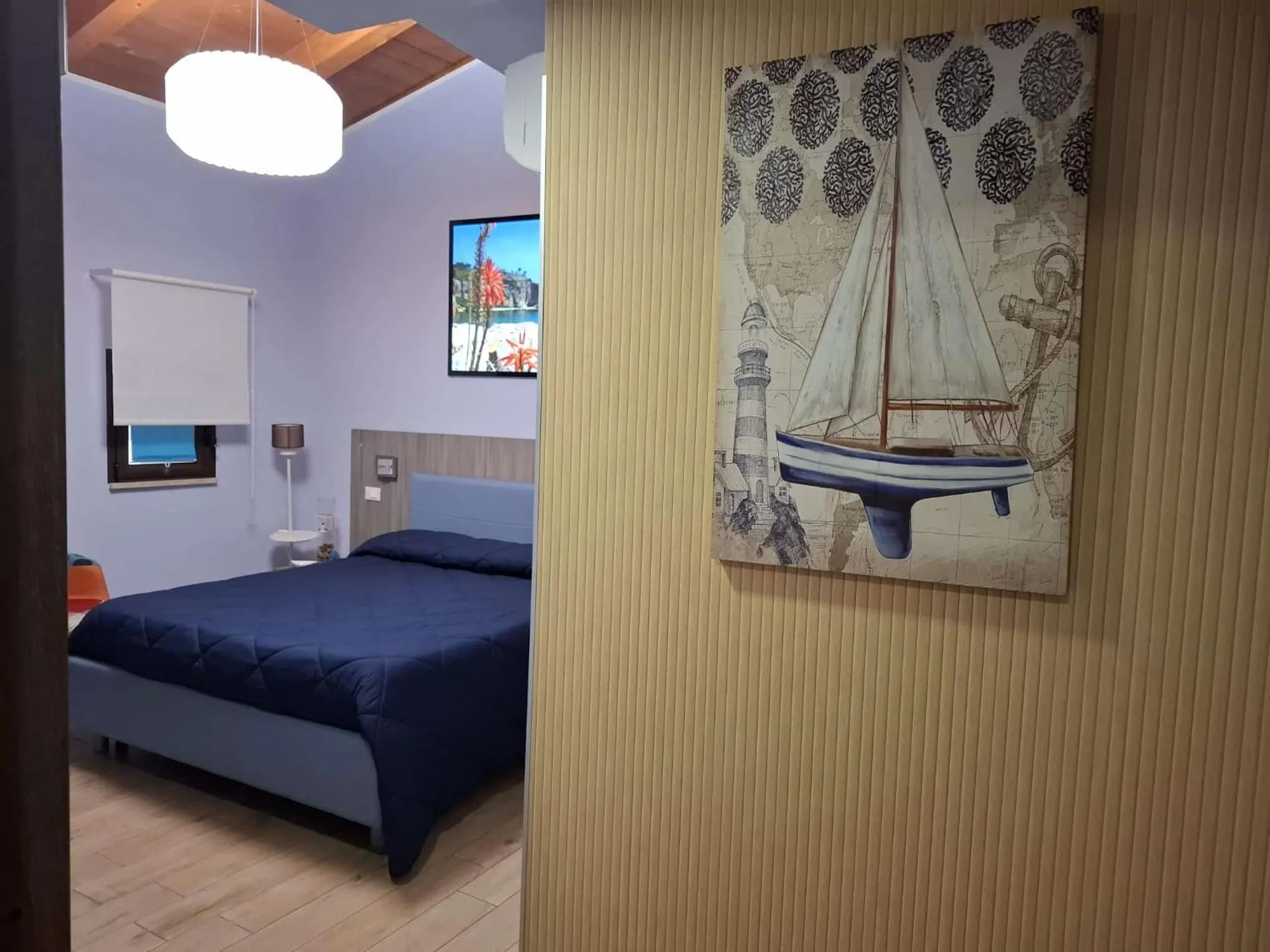 Photo of the whole room, Bed in La Finestra sul Cortile B&B