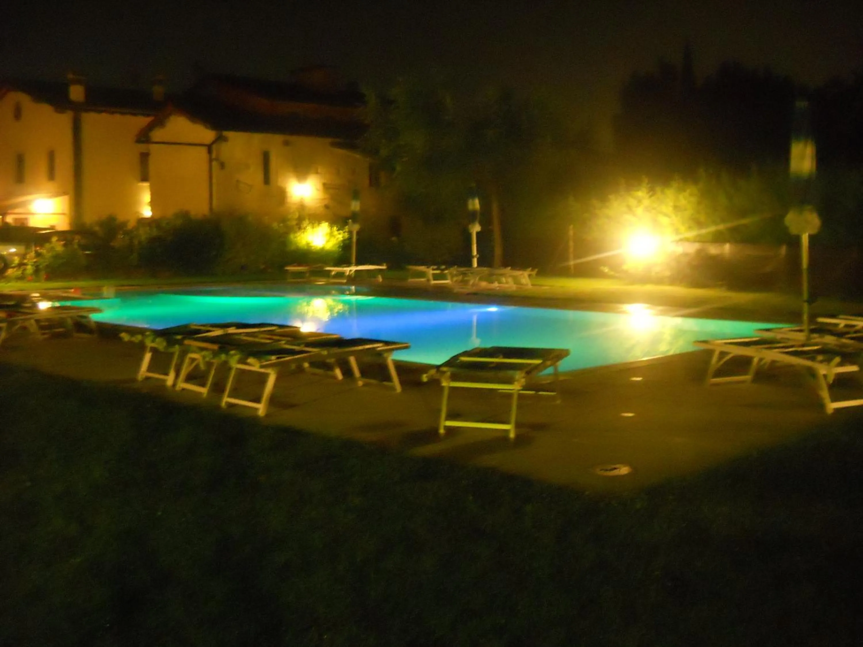 Swimming pool in Agriturismo La Palazzina