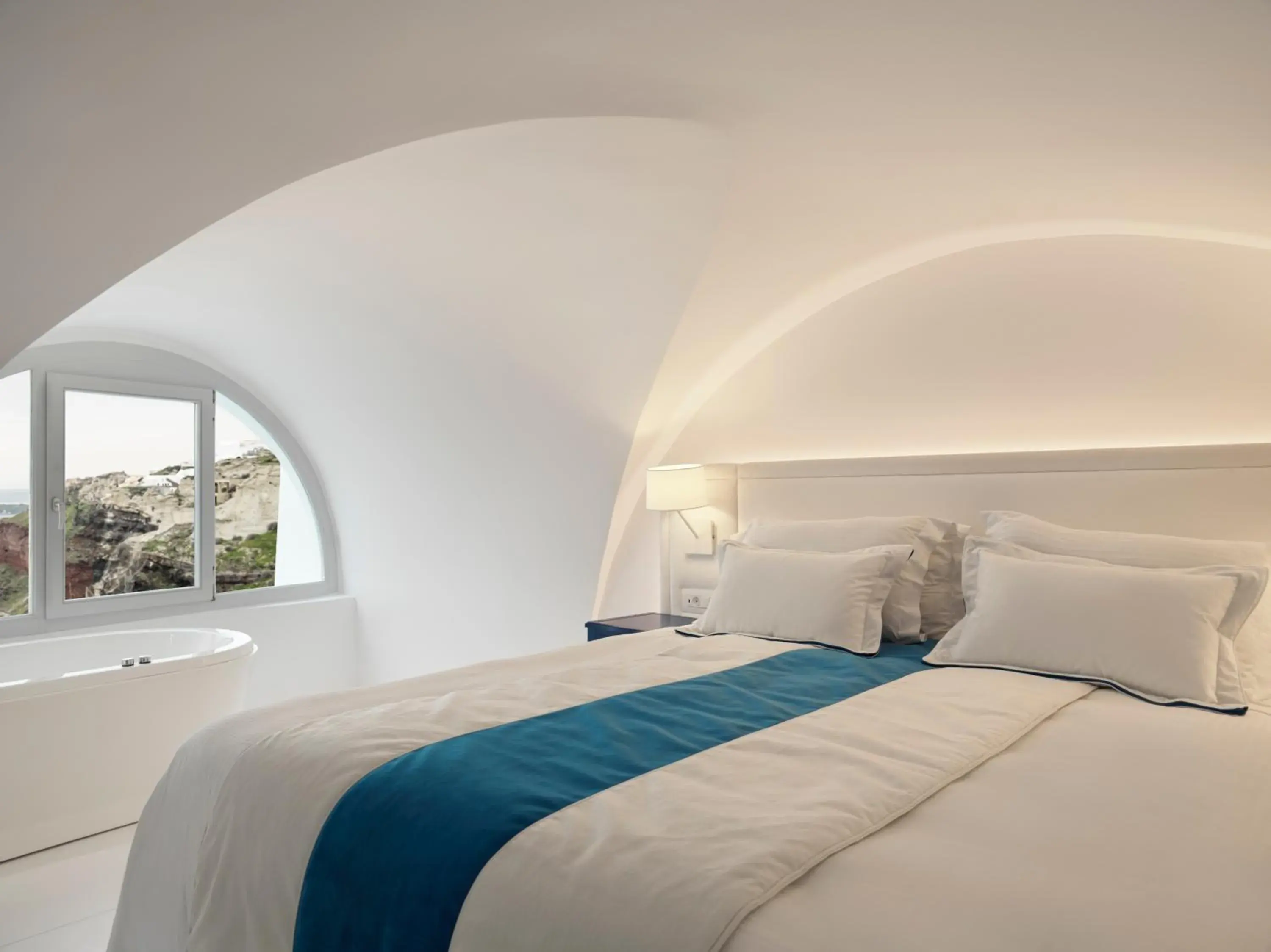 Bed in Katikies Santorini - The Leading Hotels Of The World Bed in Katikies Santorini - The Leading Hotels Of The World