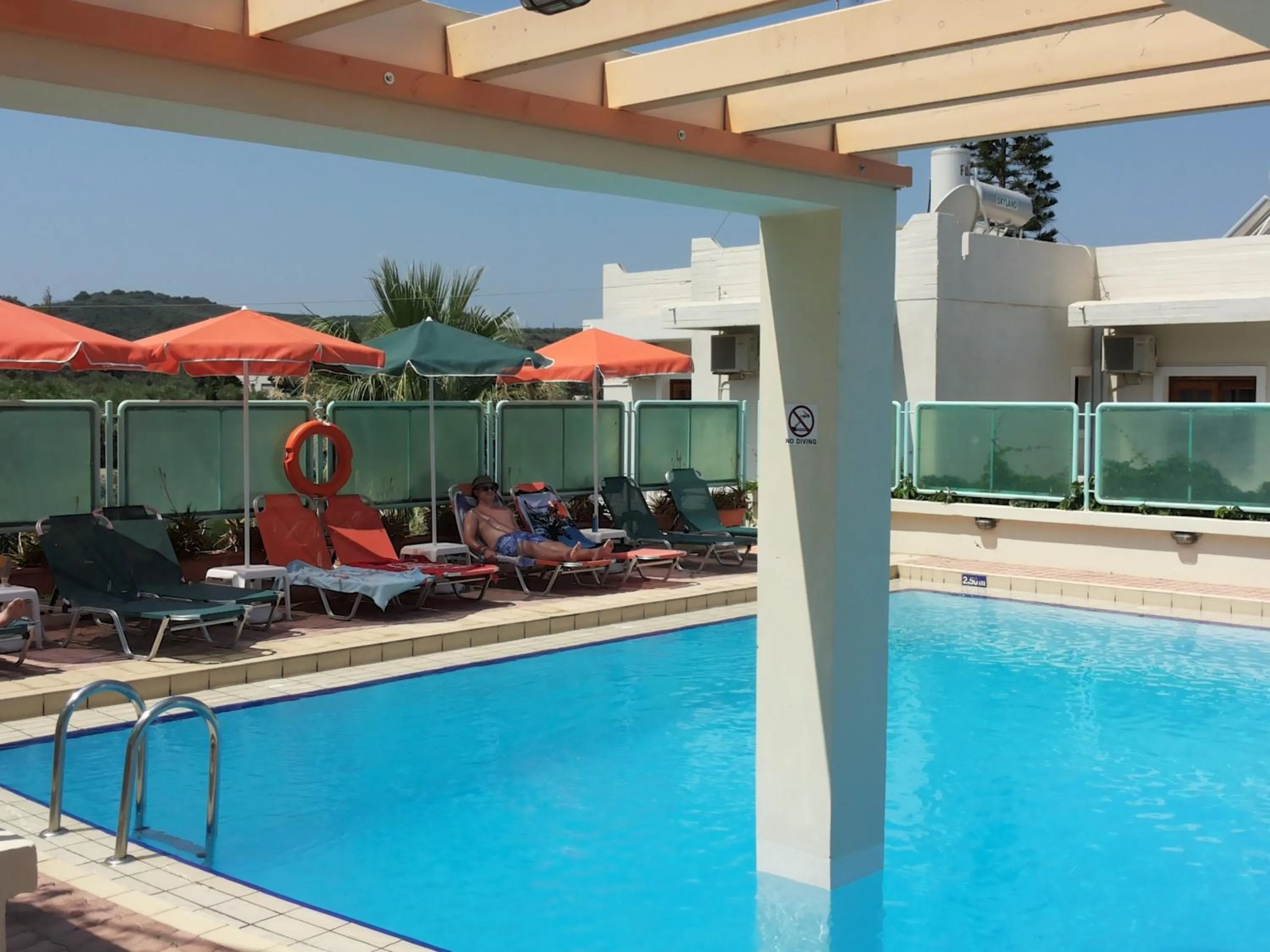 Day in Mythos- Platanias- Hotel -Apts