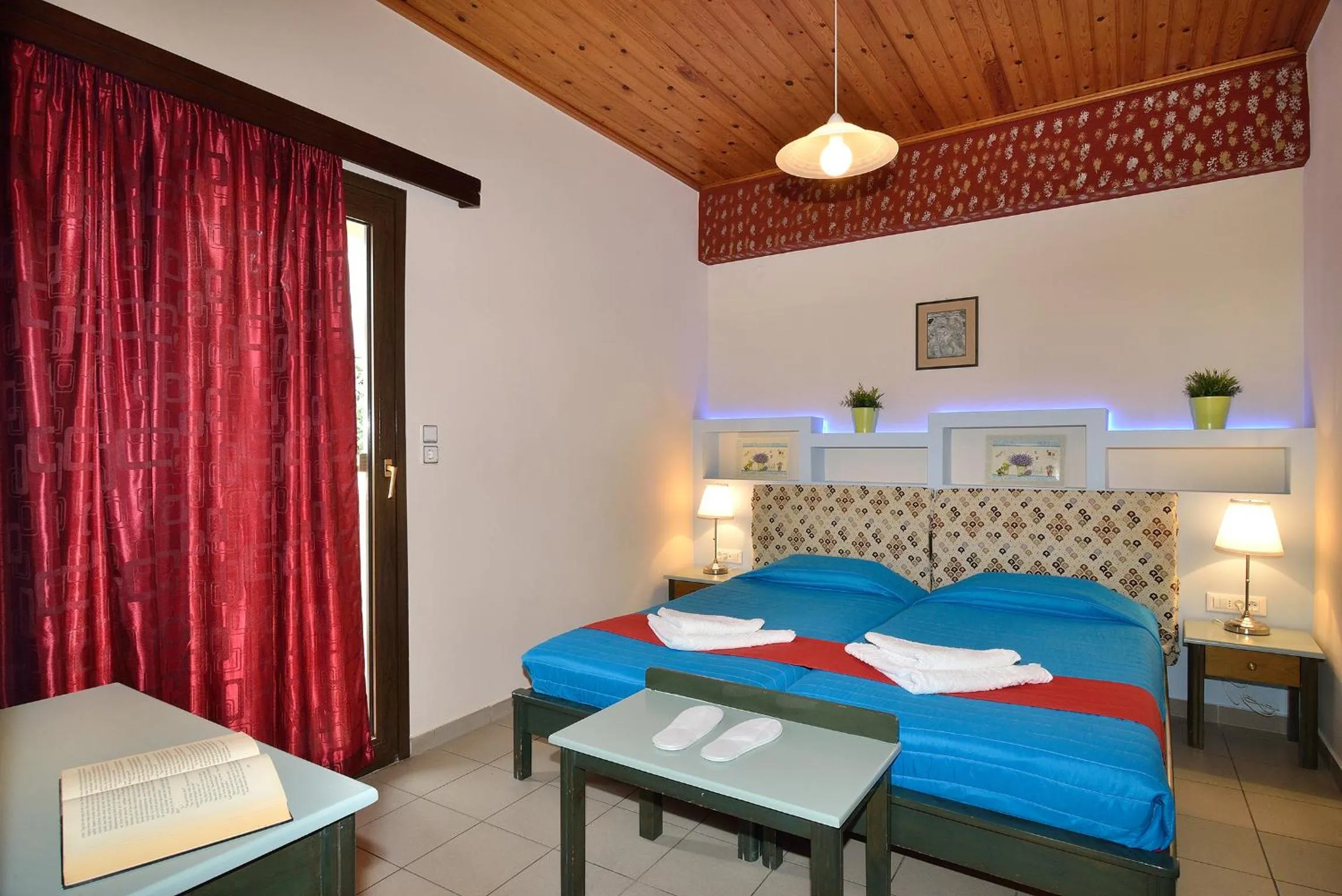 Photo of the whole room, Bed in Mythos- Platanias- Hotel -Apts