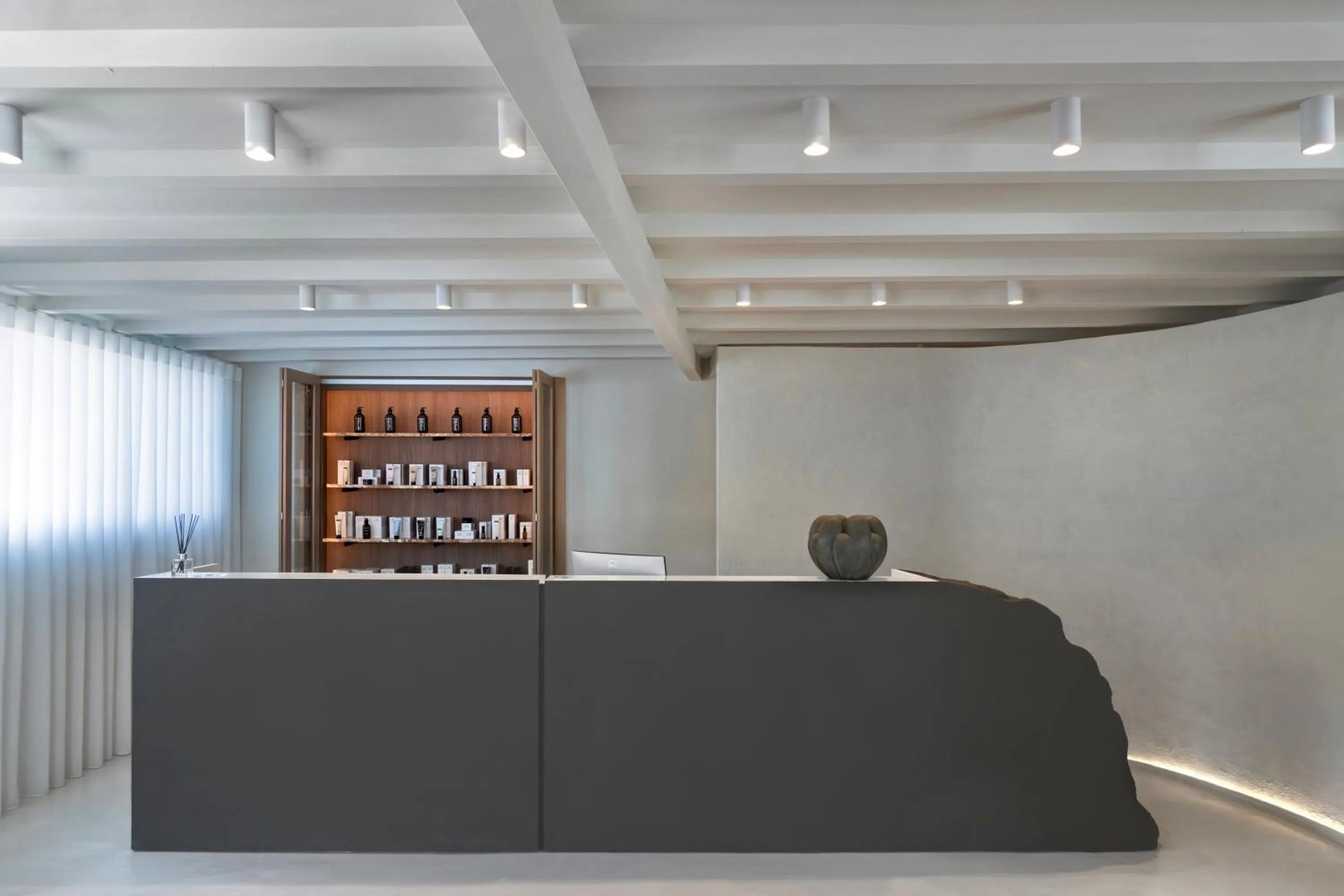 Spa and wellness centre/facilities in Katikies Kirini Santorini - The Leading Hotels Of The World