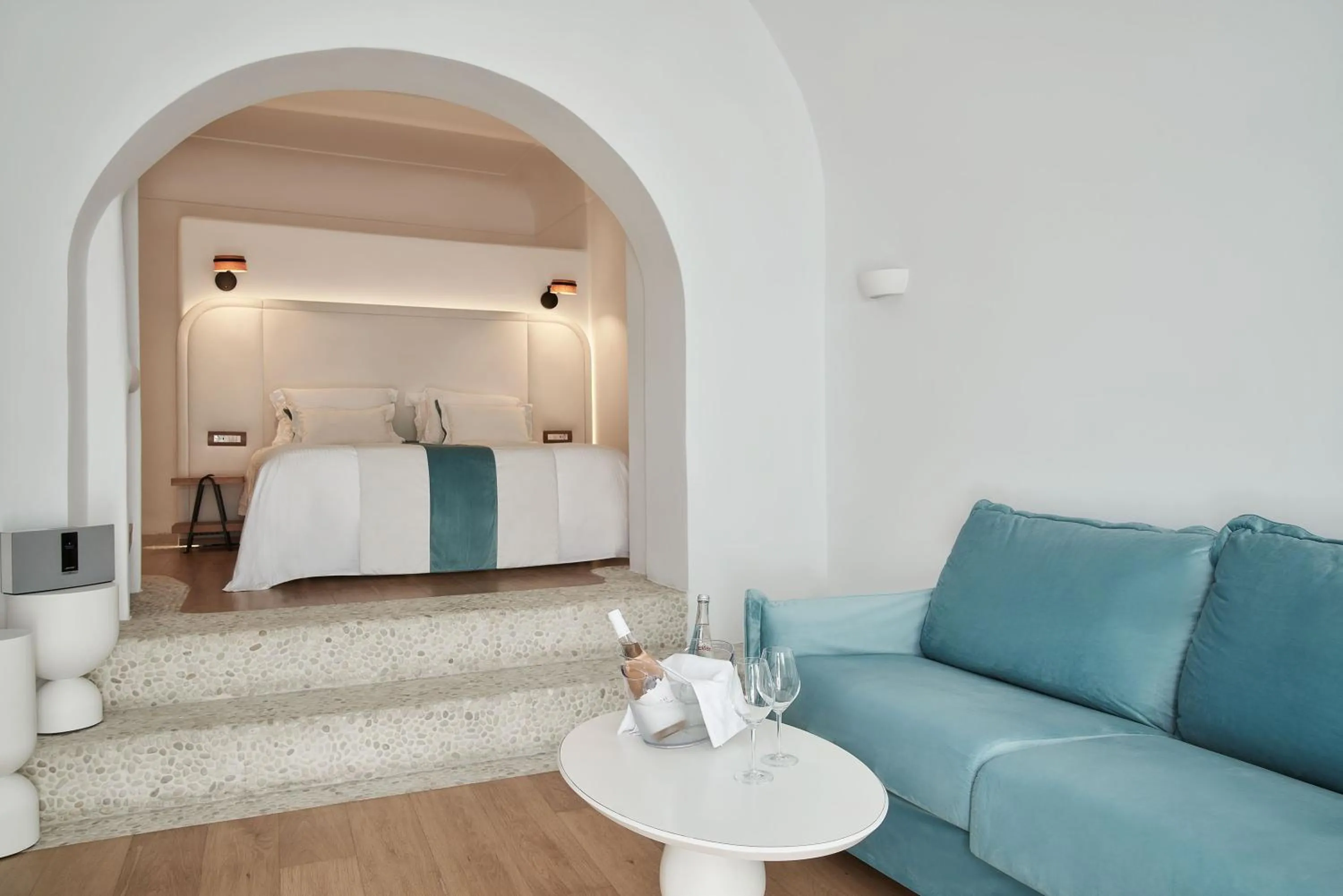 Bed in Katikies Kirini Santorini - The Leading Hotels Of The World