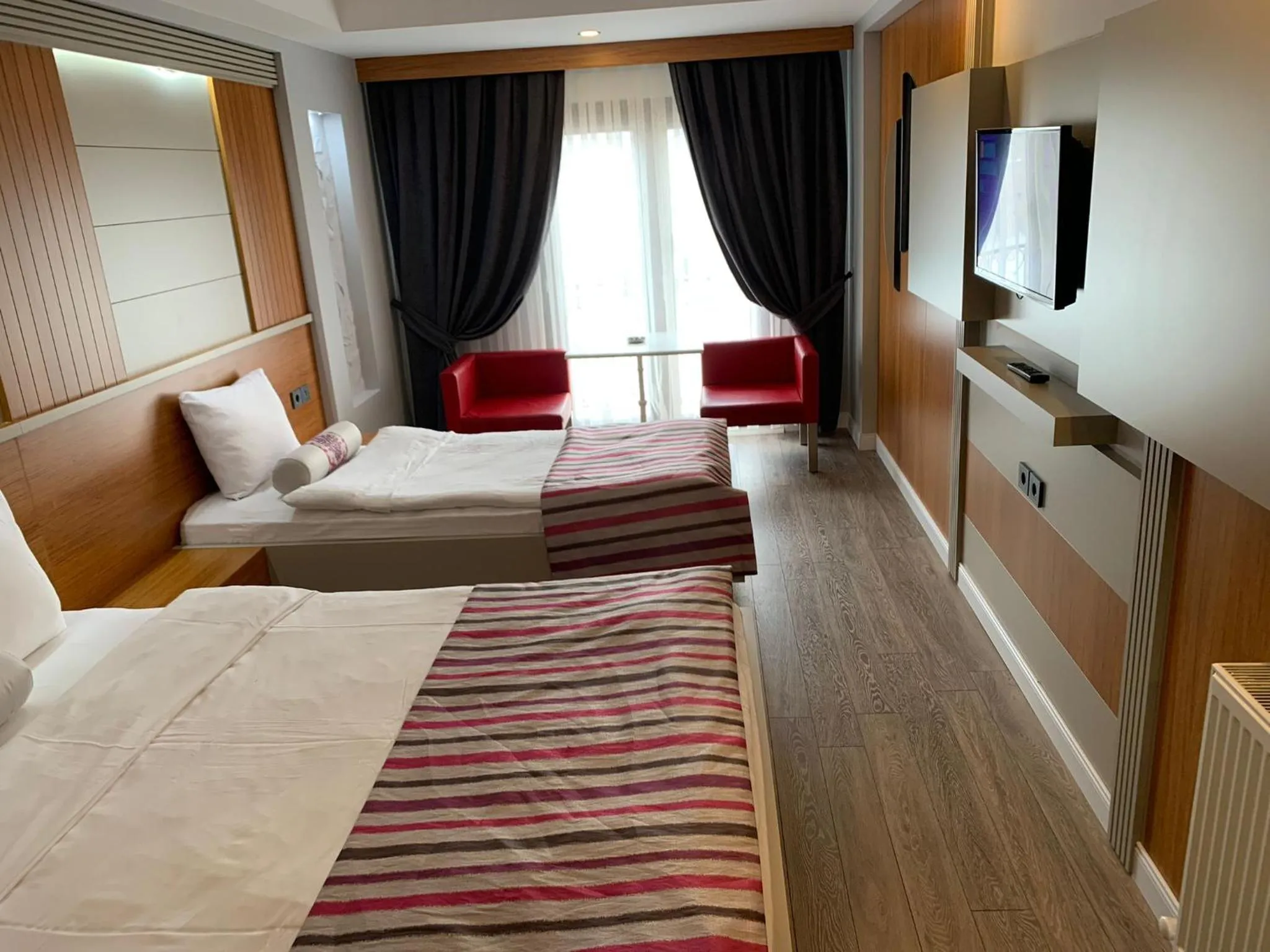 Bed in May park HOTEL