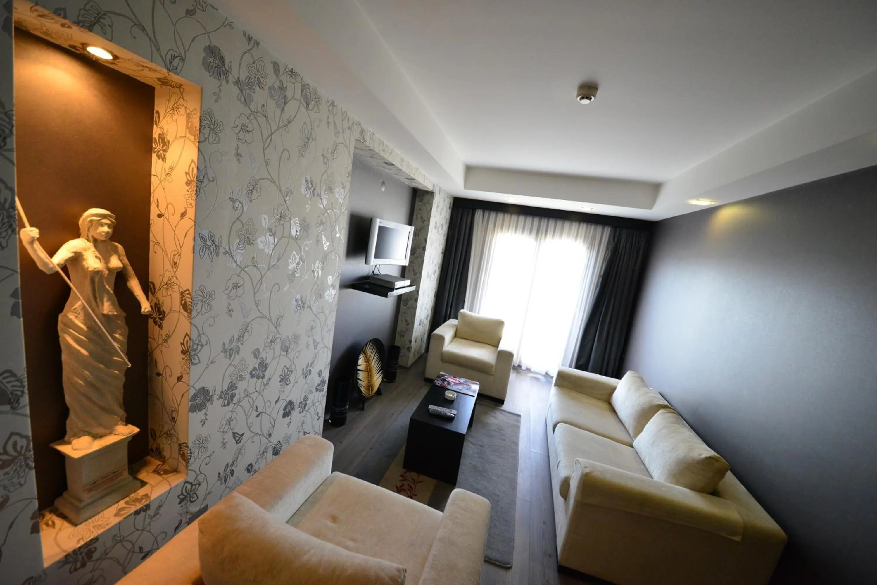 Living room, Lounge/Bar in SC INN Boutique Hotel