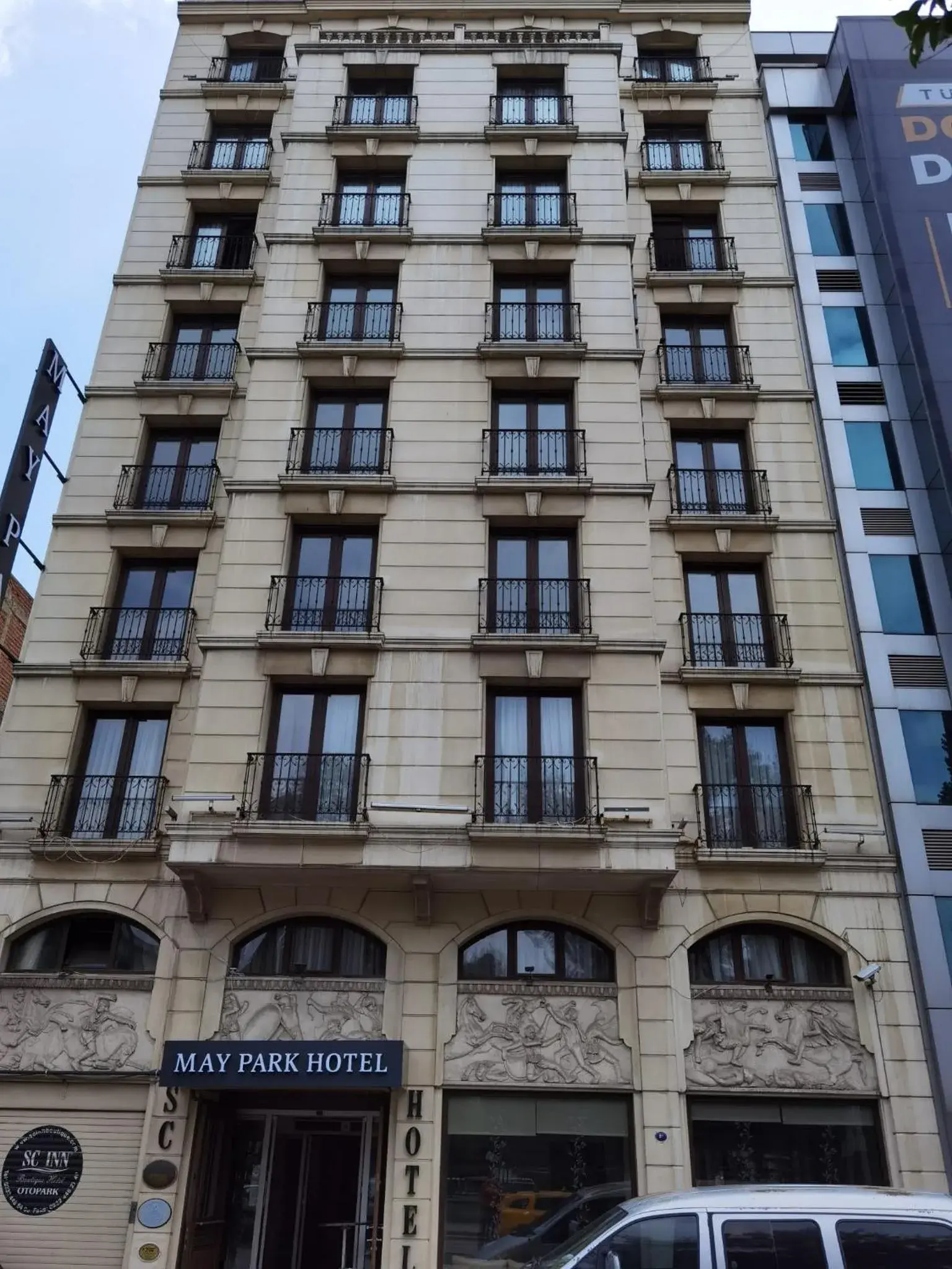 Property building in May park HOTEL Property building in May park HOTEL