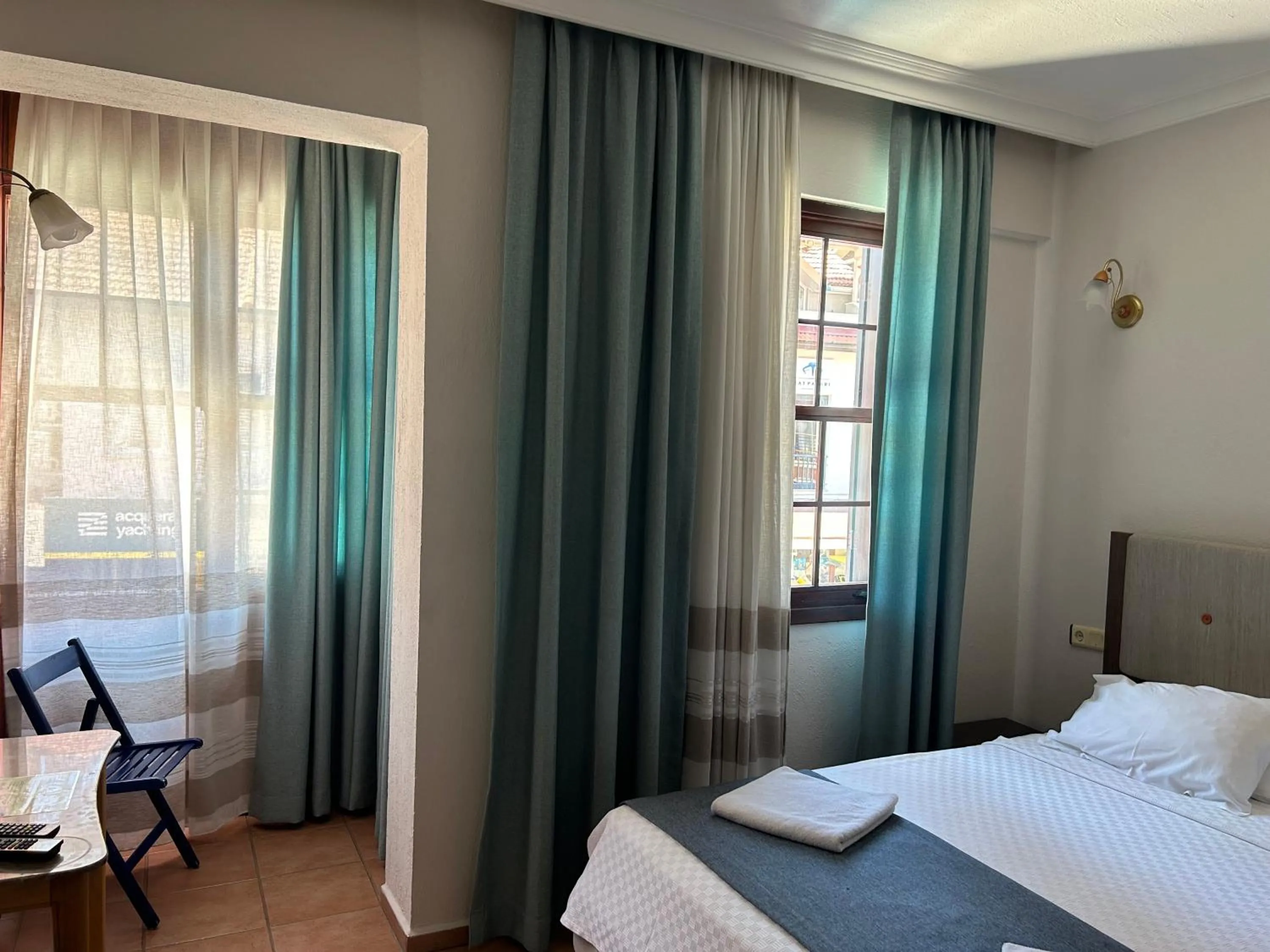 Bed in Villa Danlin Hotel