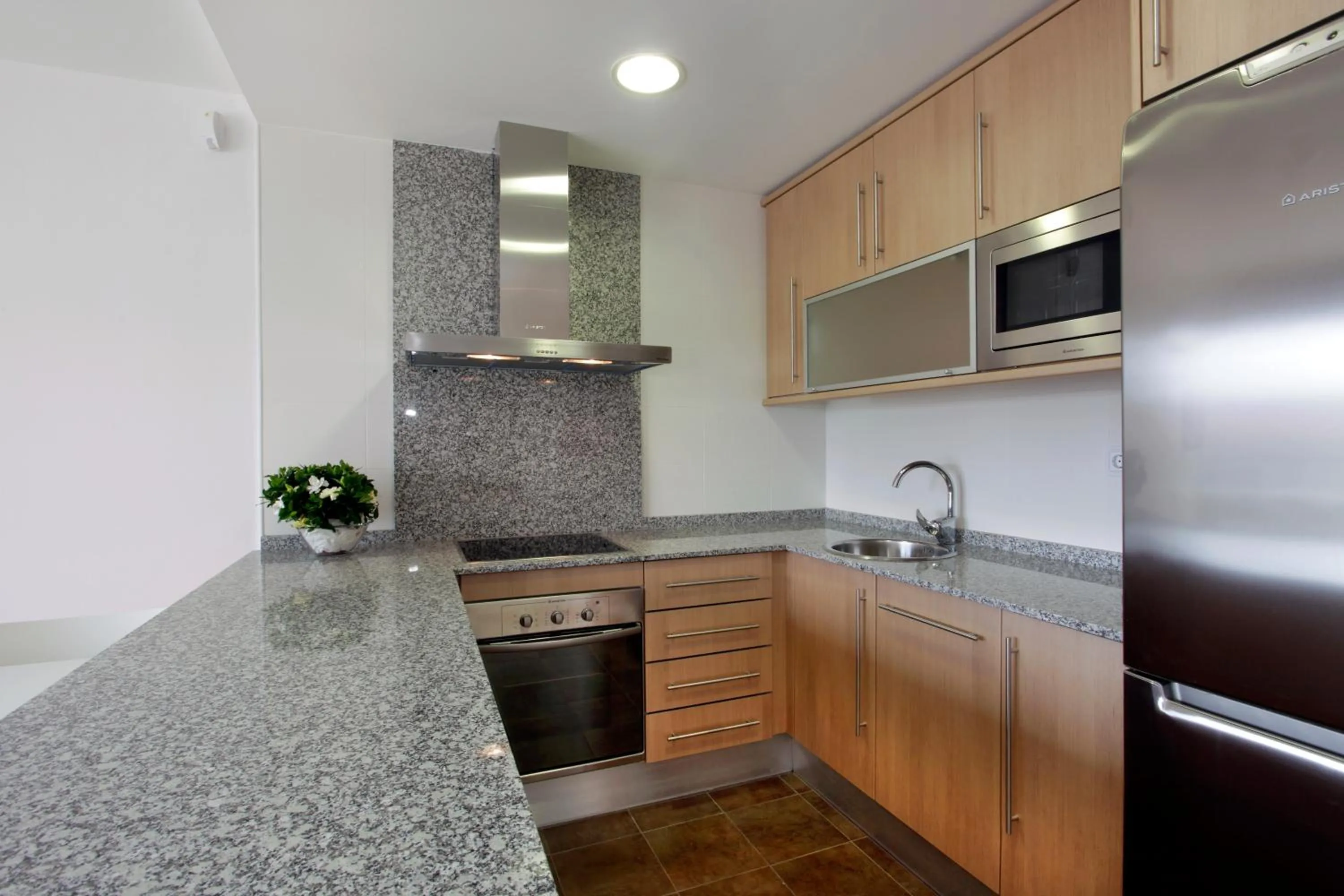 Kitchen or kitchenette in Pierre & Vacances Empuriabrava Marina