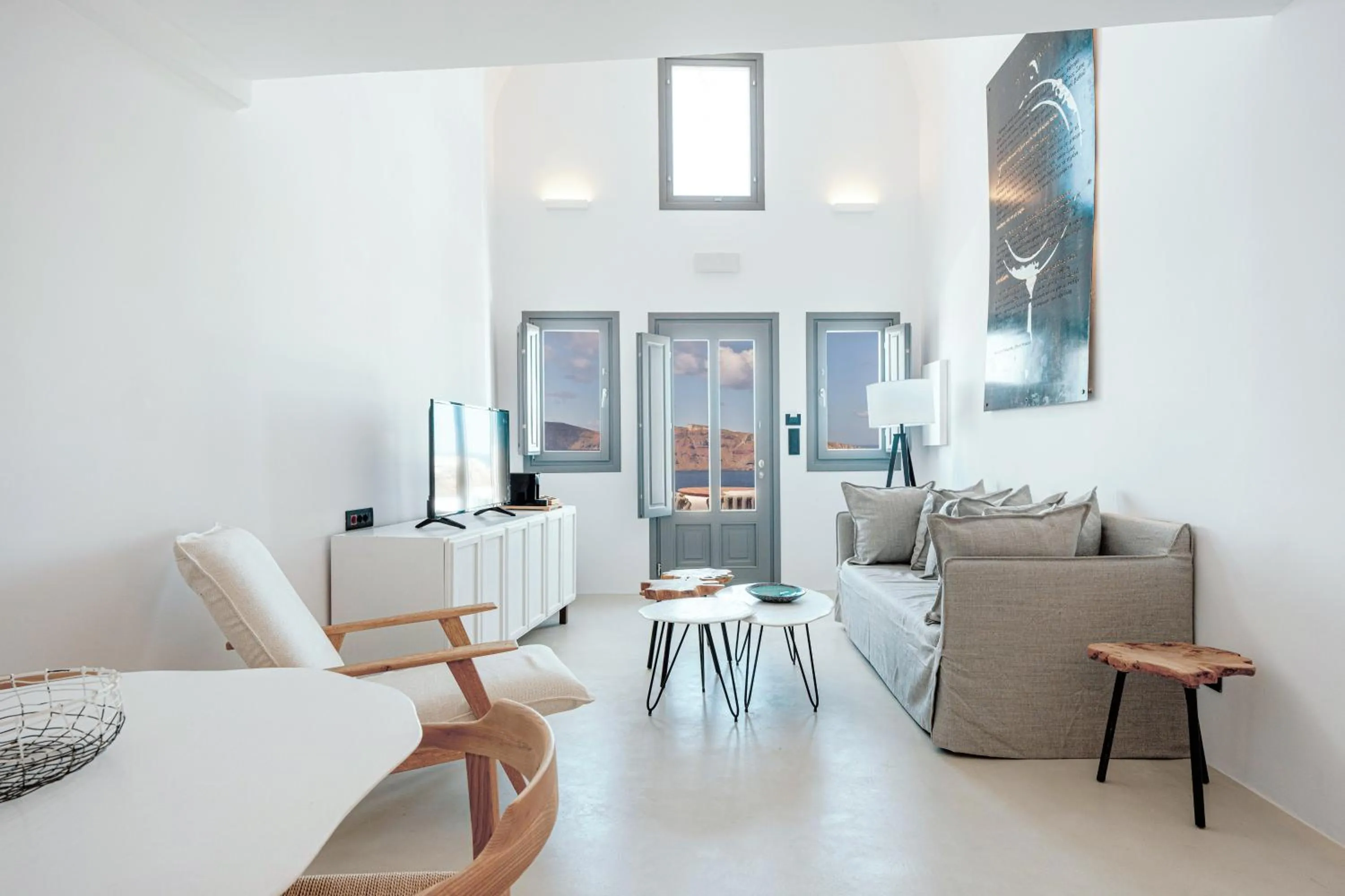 TV and multimedia in IKIES Santorini