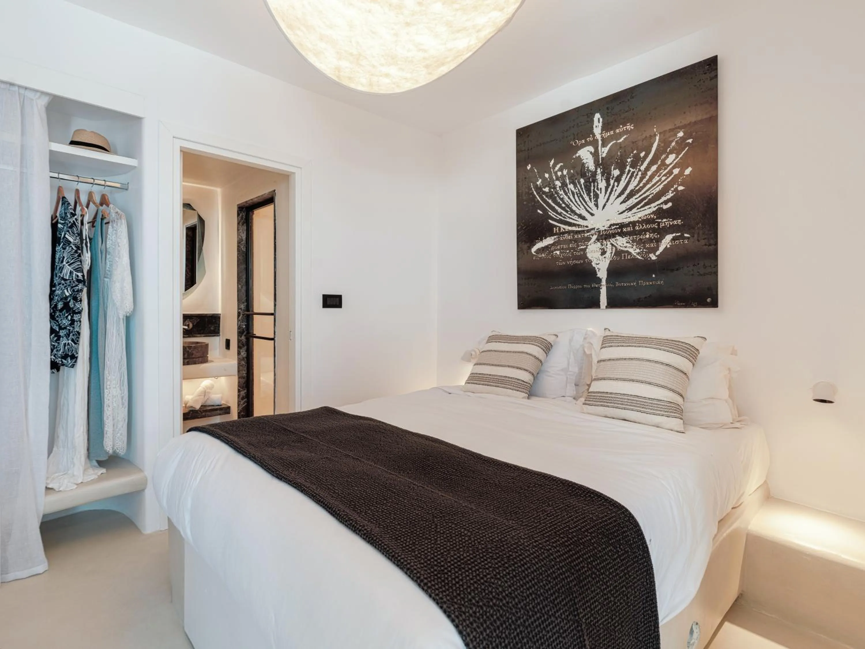 Bed in IKIES Santorini