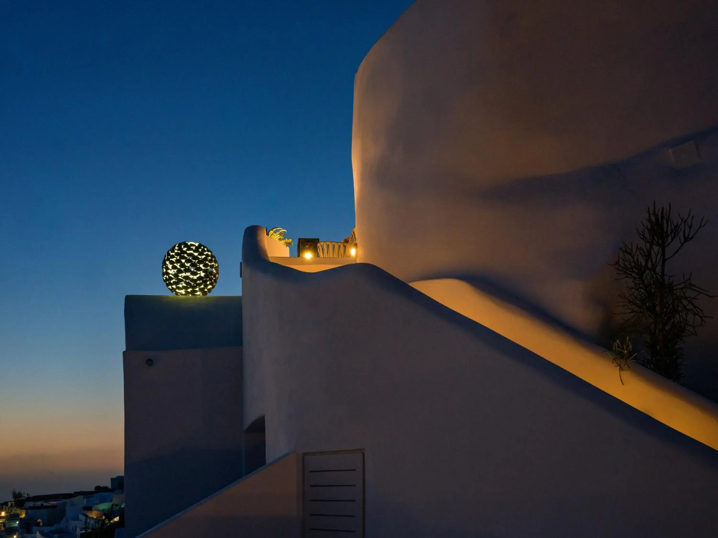 Property building in IKIES Santorini Property building in IKIES Santorini