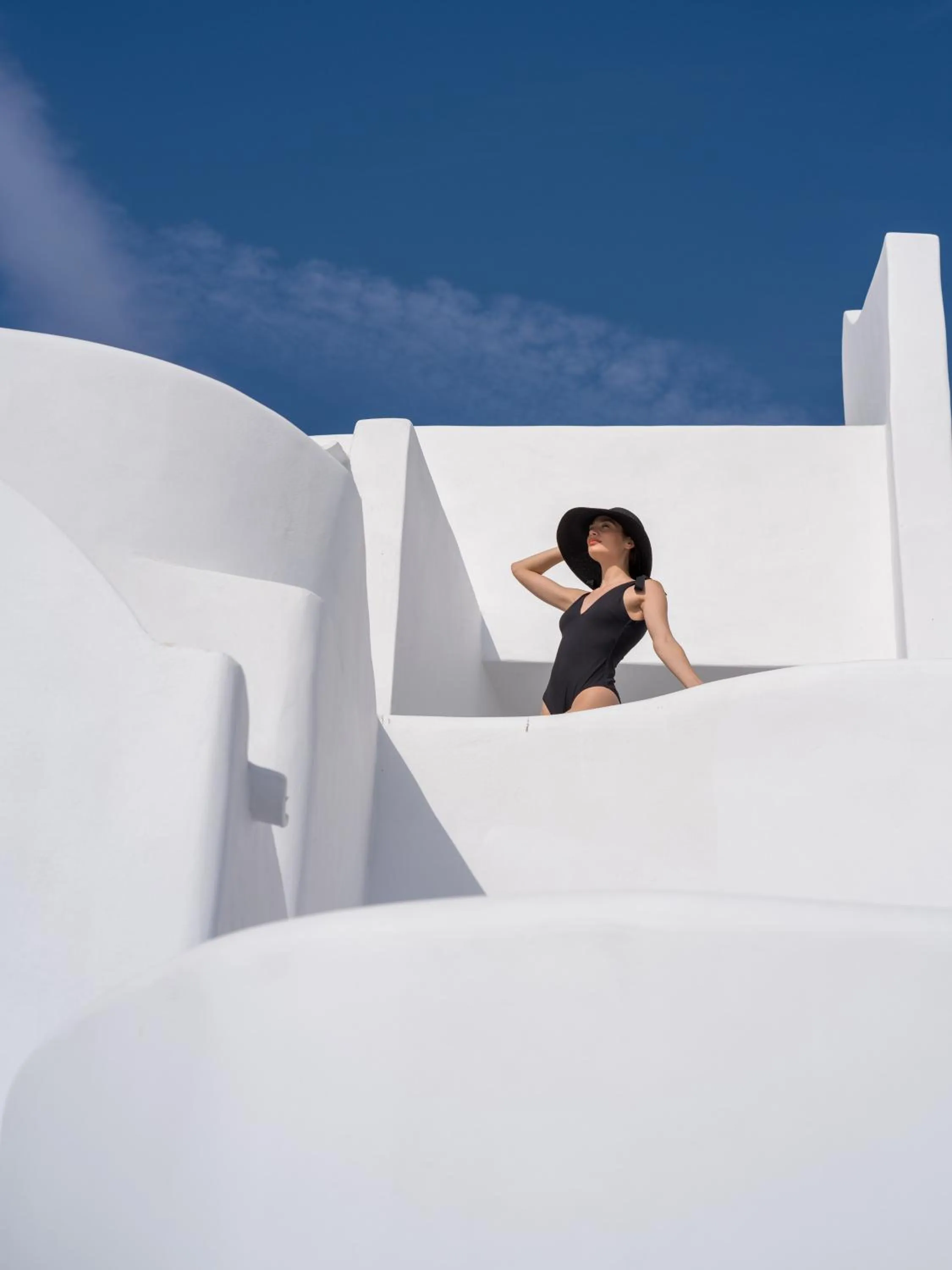 Property building in IKIES Santorini