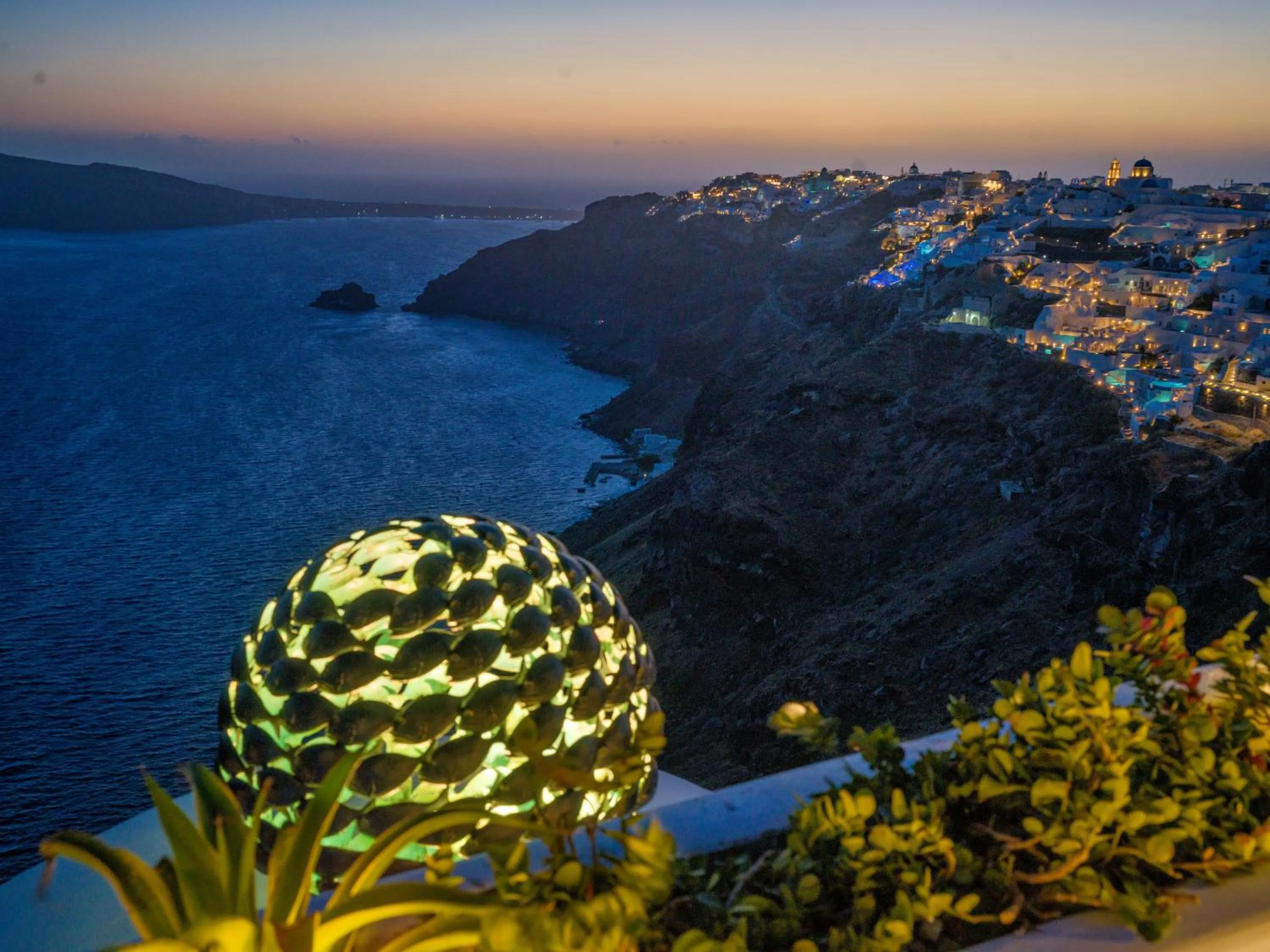 Night in IKIES Santorini