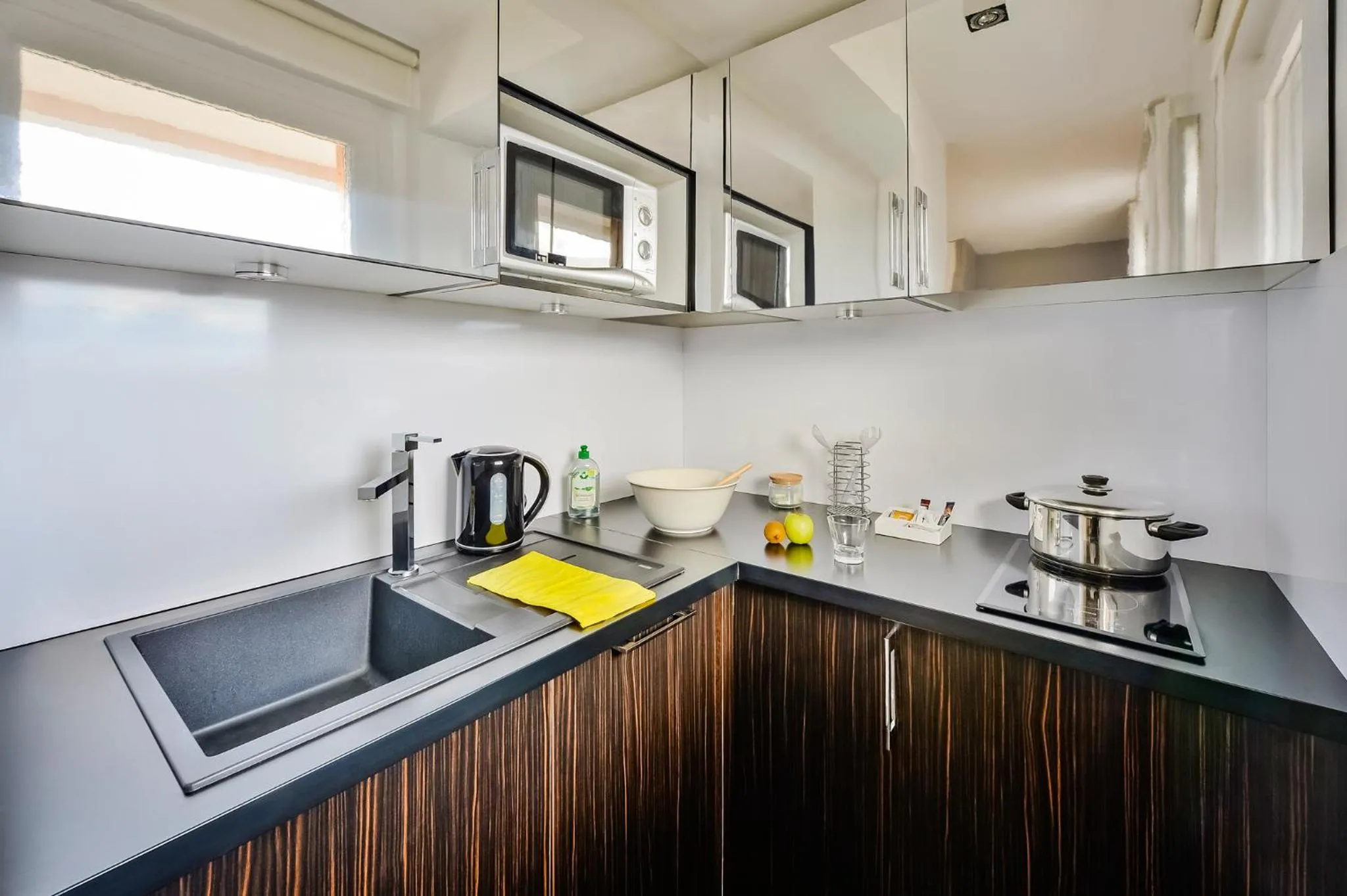 Kitchen or kitchenette in Adagio Grenoble Centre