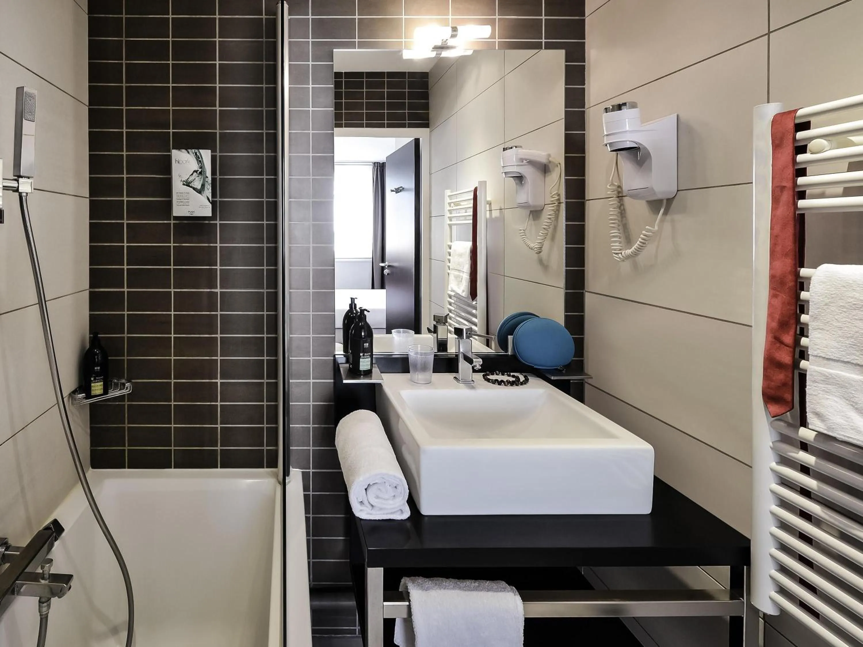 Bedroom in Adagio Grenoble Centre