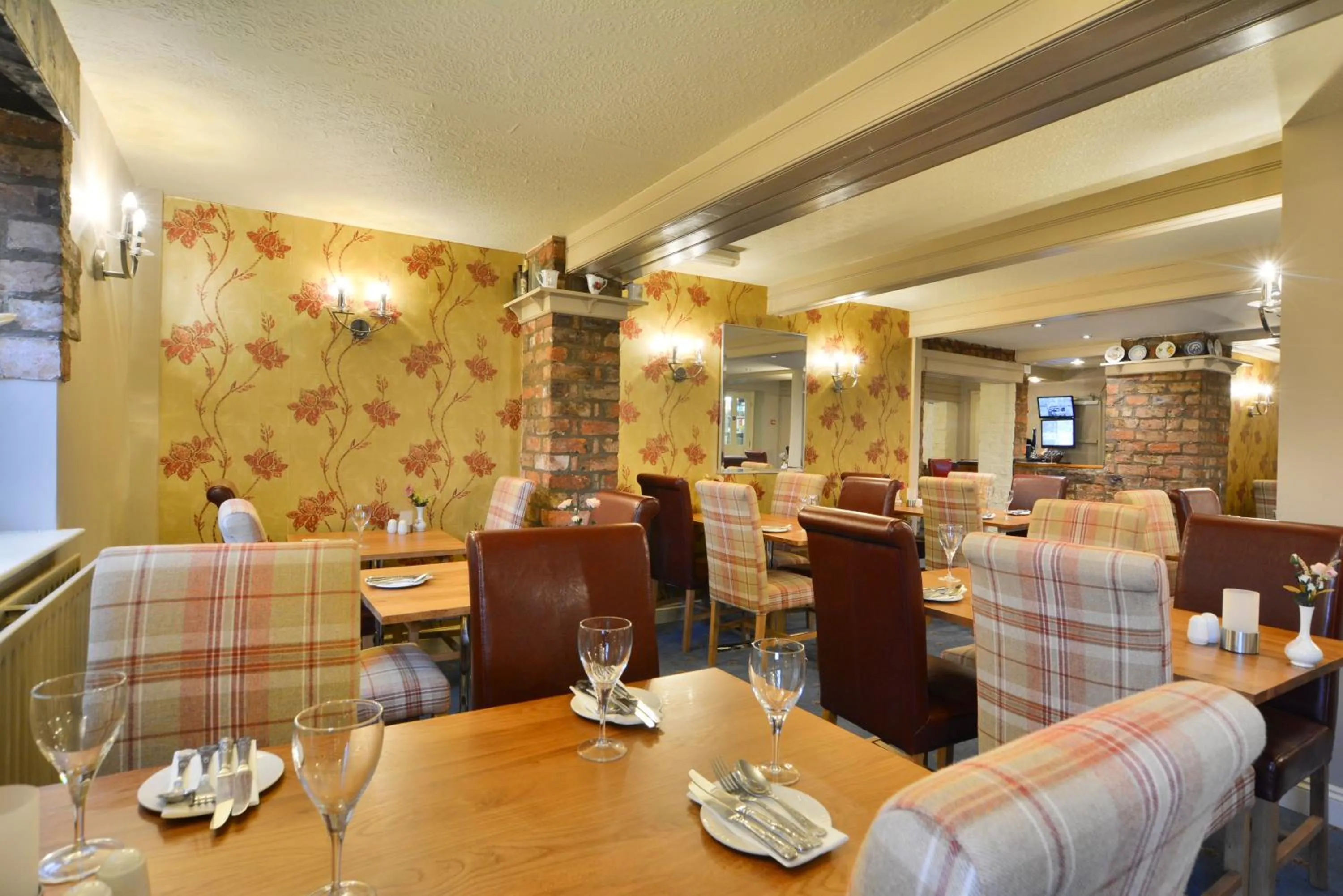 Dining area in Best Western Kilima Hotel